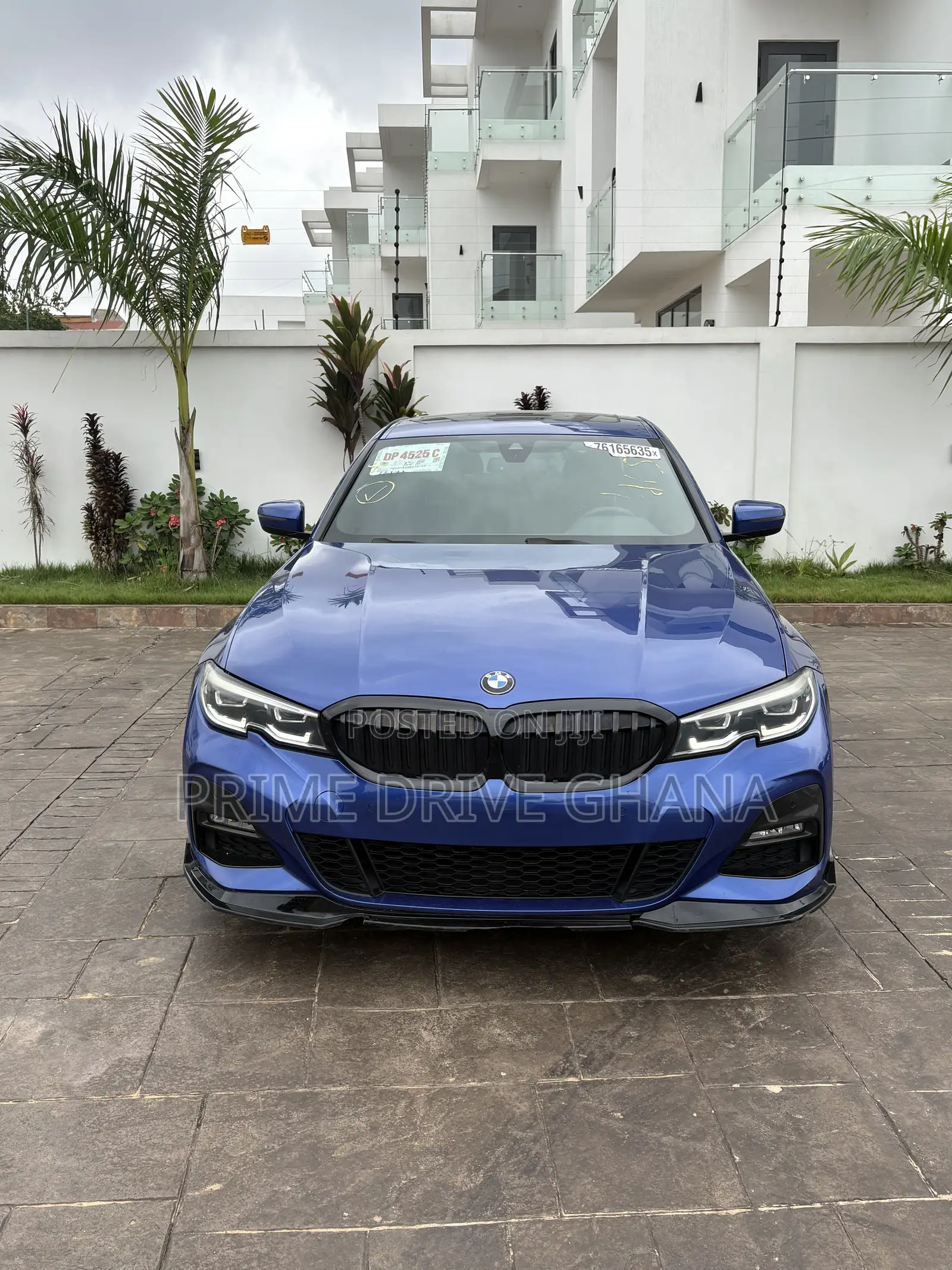 BMW 330i 2021 Blue