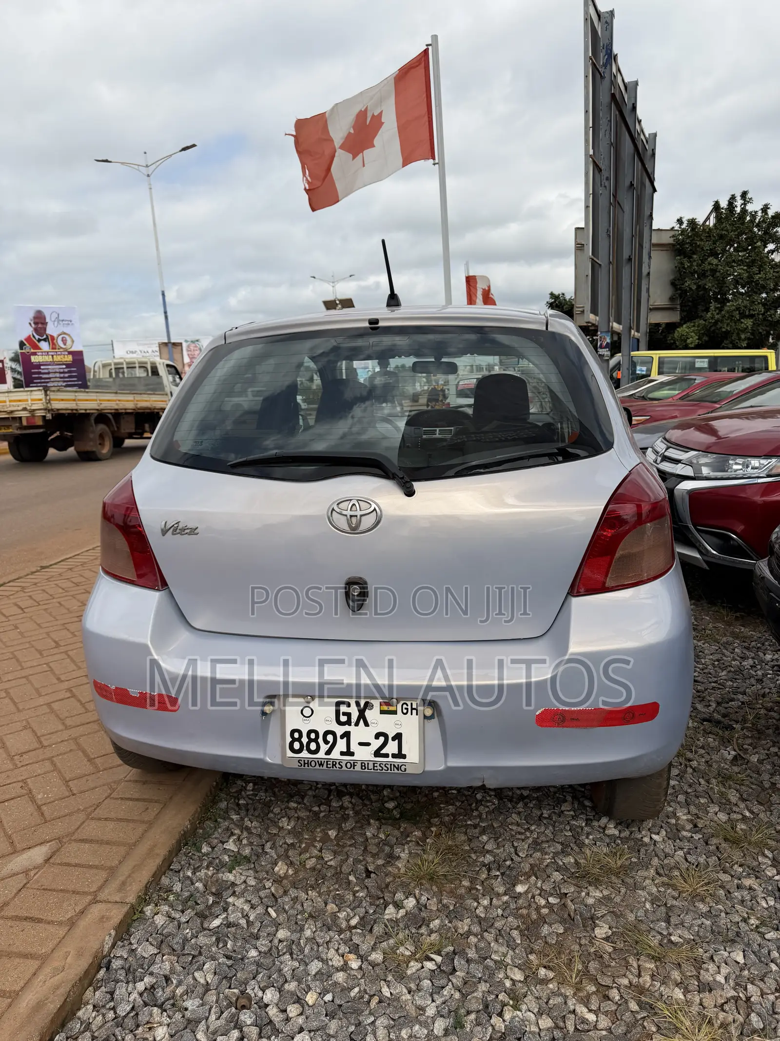 Toyota Vitz 1.5 FWD 3dr 2010 Silver