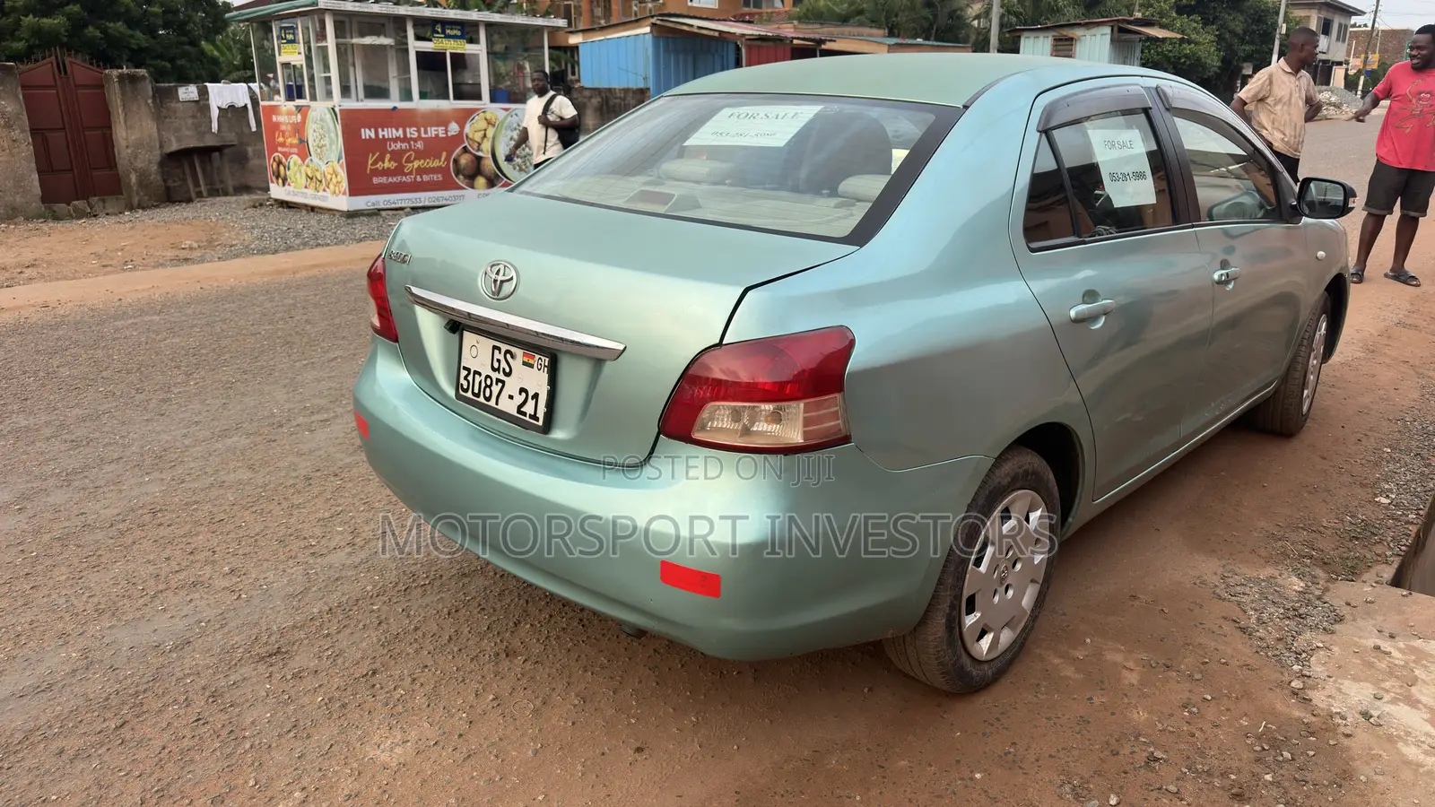 Toyota Belta 2010 Green