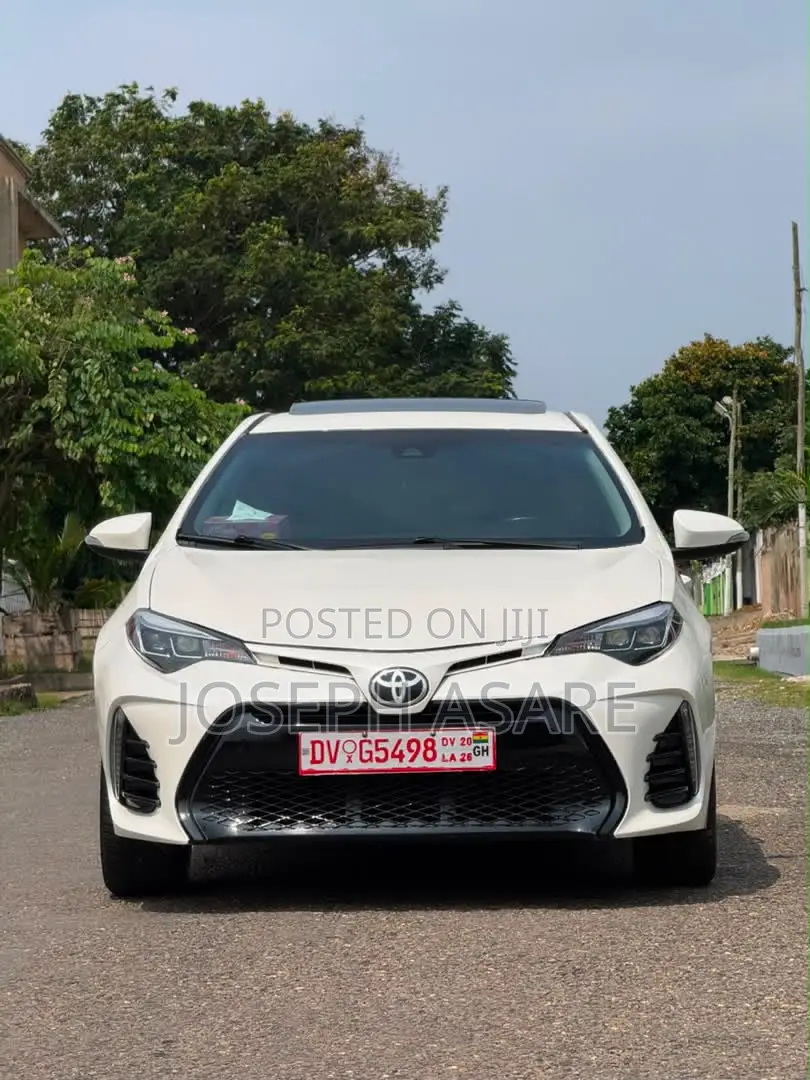 Toyota Corolla 2017 White