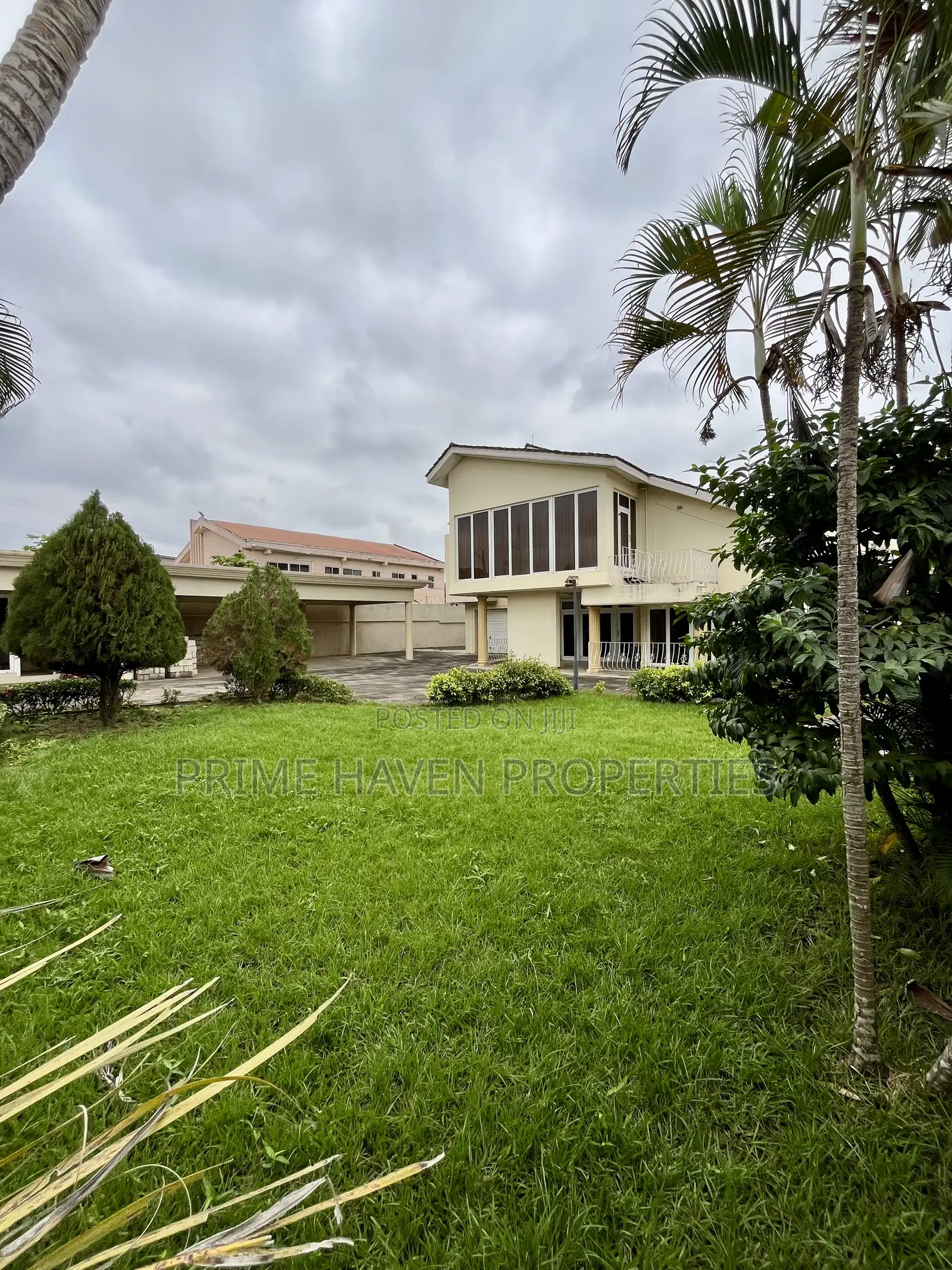 5bdrm House in Medifem Area for sale