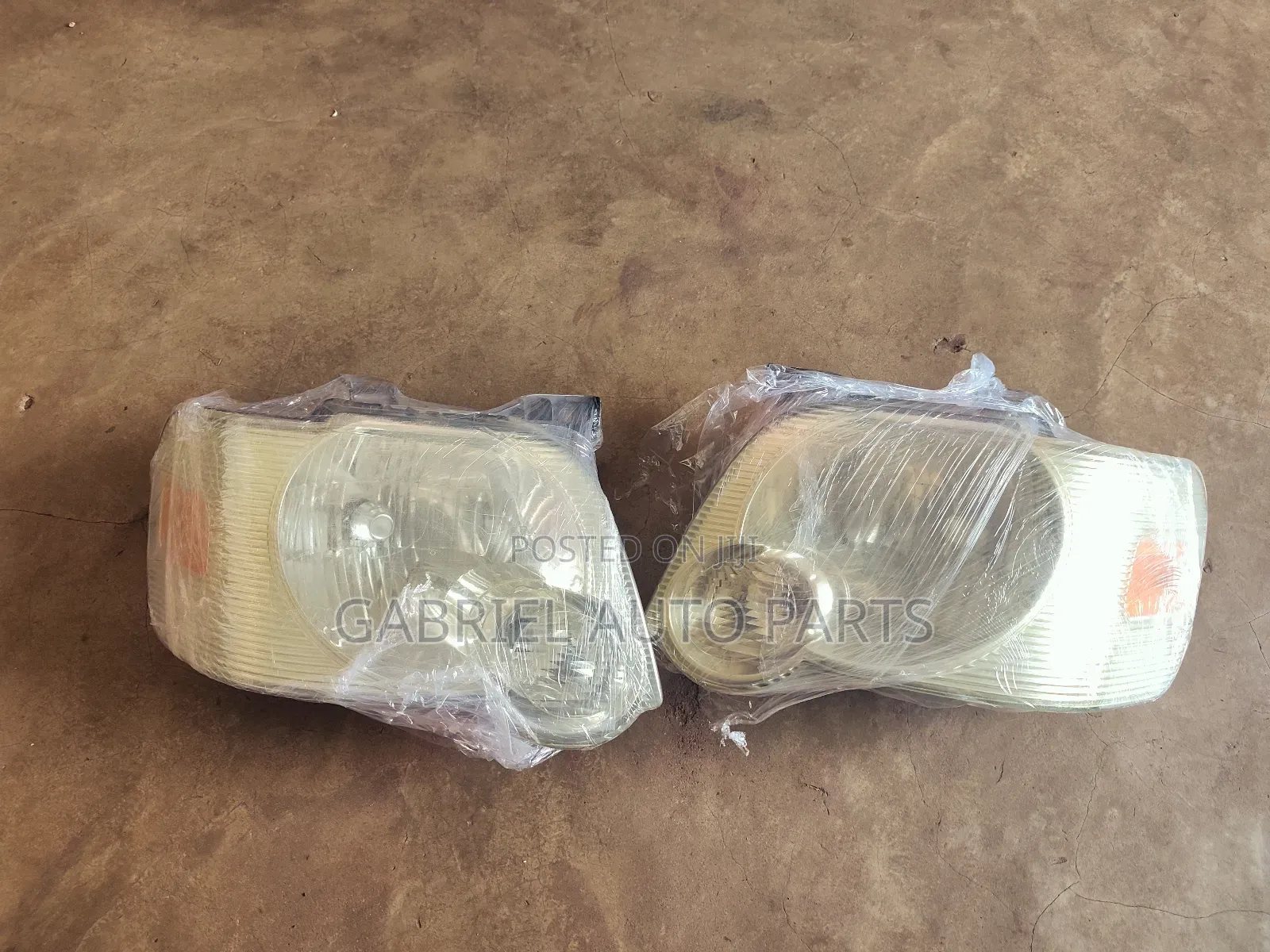 Ford Explorer Headlight 2006-2010