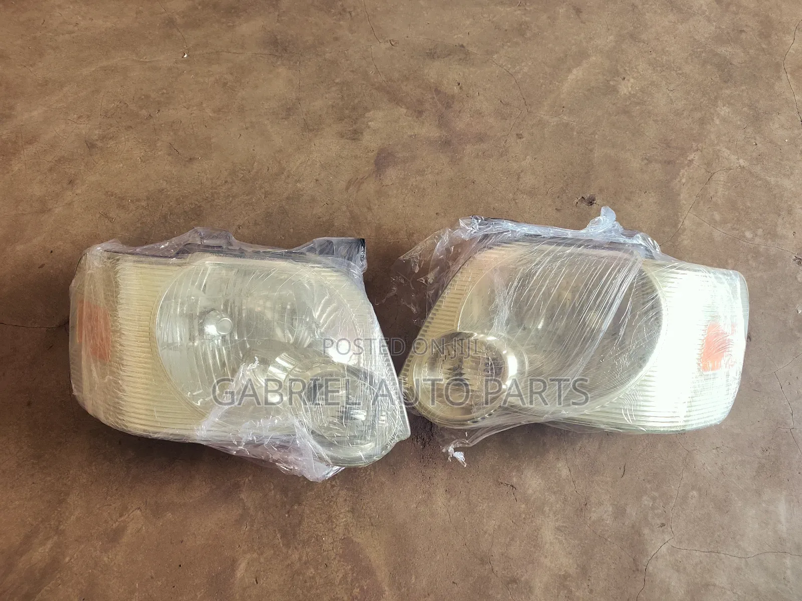 Ford Explorer Headlight 2006-2010