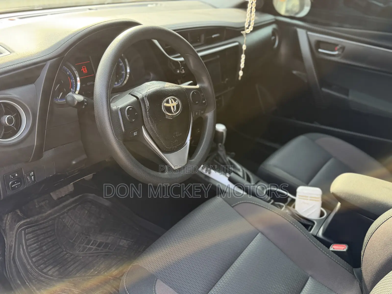 Toyota Corolla LE Eco (1.8L 4cyl 2A) 2018 Green