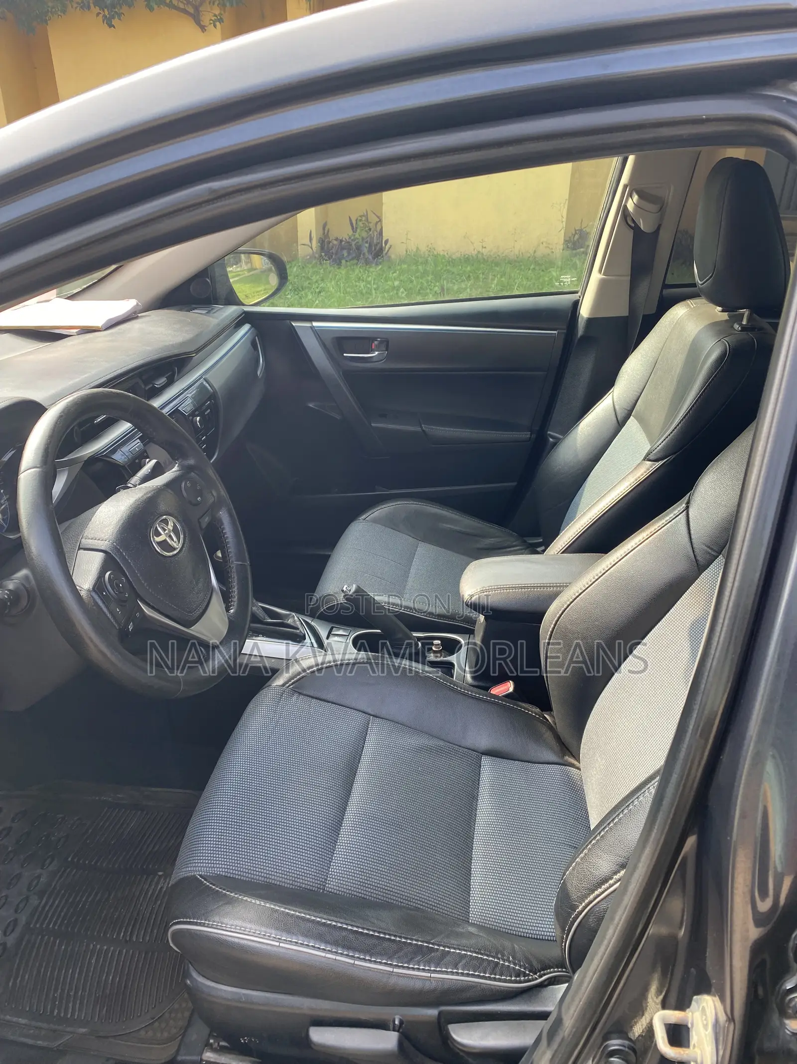 Toyota Corolla S 4dr Sedan (1.8L 4cyl CVT) 2015 Gray