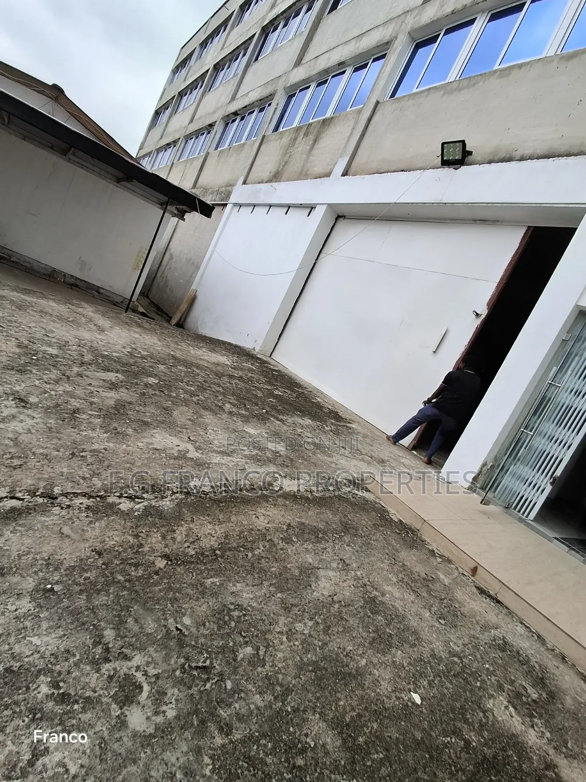 A Warehouse for Rent at Spintex Comm 16