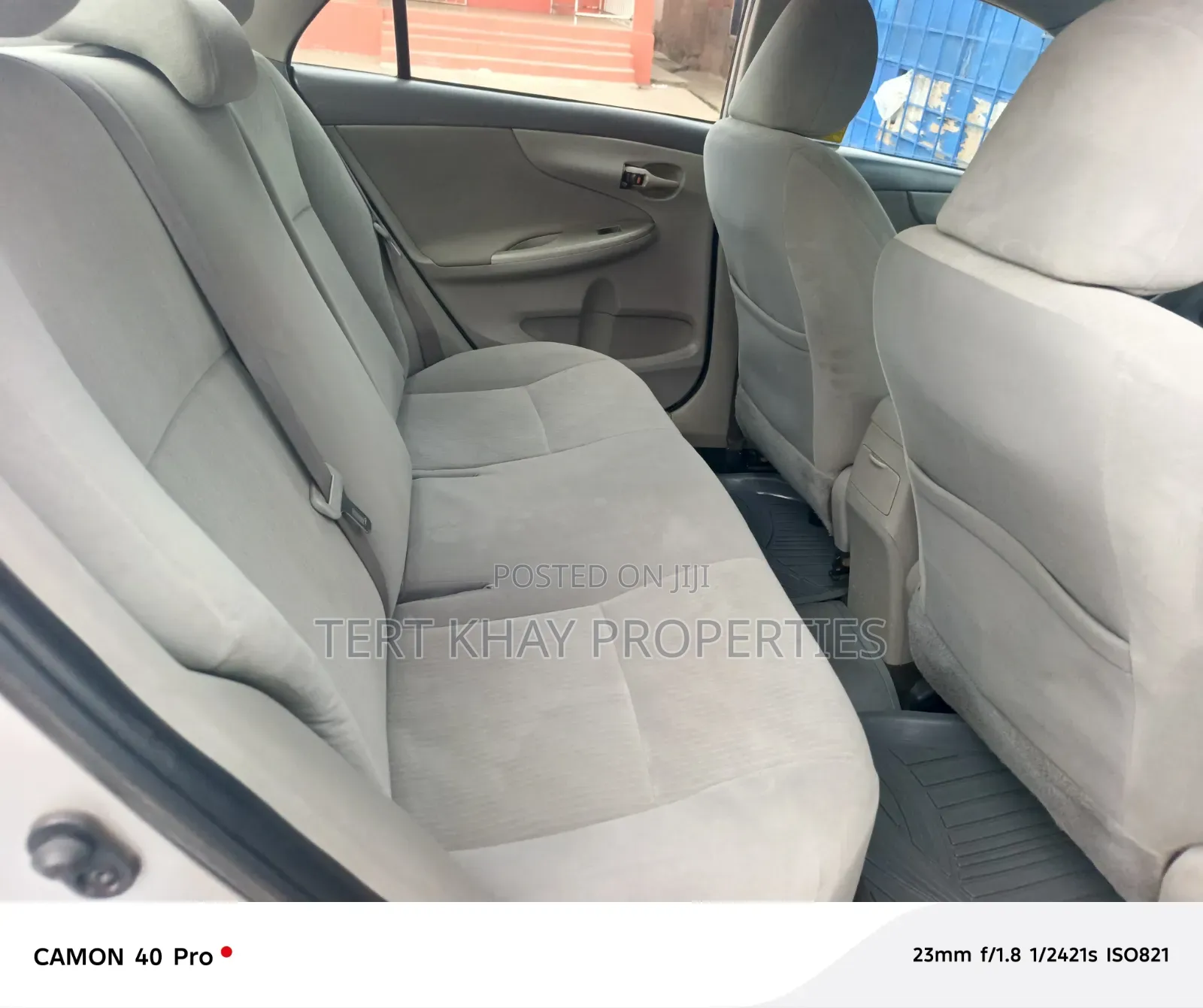 Toyota Corolla 2011 Silver