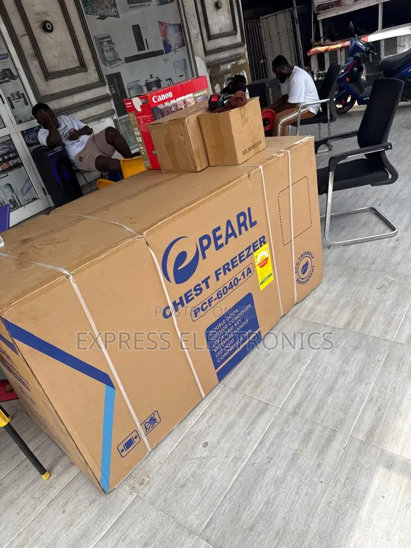 Newly in Box Chat Double Door Freezer Pearl 508L PCF-6040-1A
