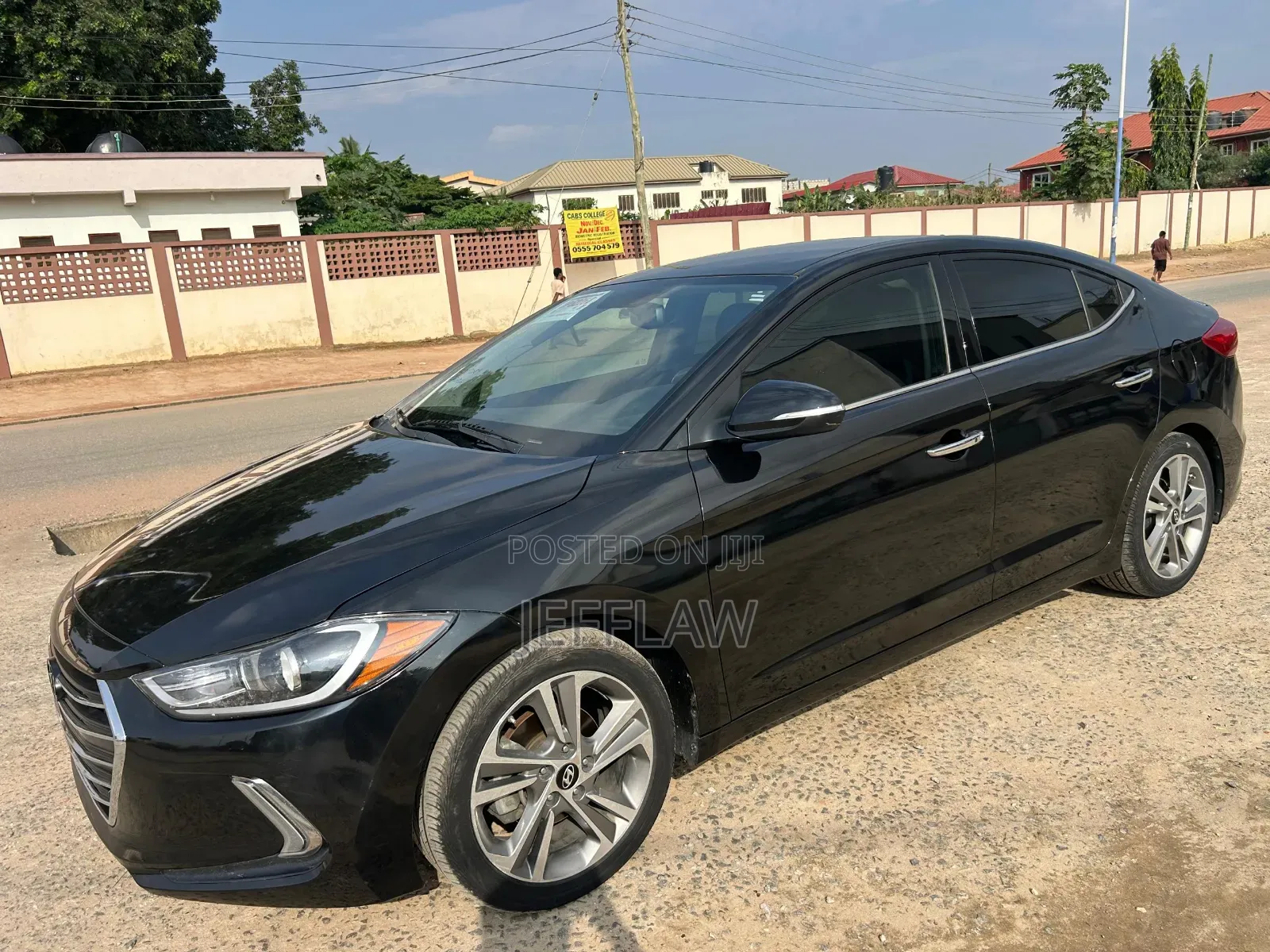 Hyundai Elantra Limited Sedan FWD (2.0L 4cyl 6A) 2017 Black