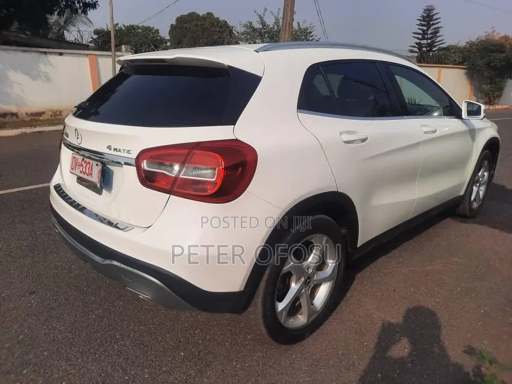 Mercedes-Benz GLA 250 2019 White