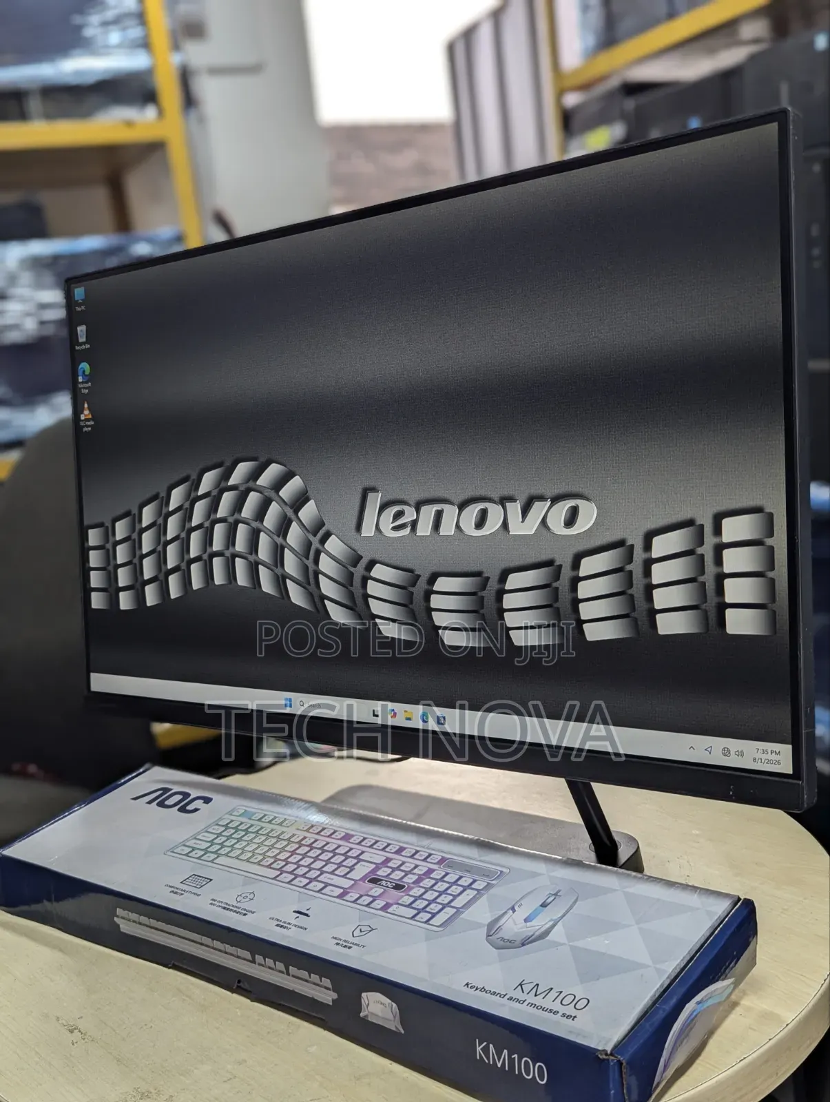 Desktop Computer Lenovo ideacentre AIO 330 8GB Intel Core i3 SSD 256GB