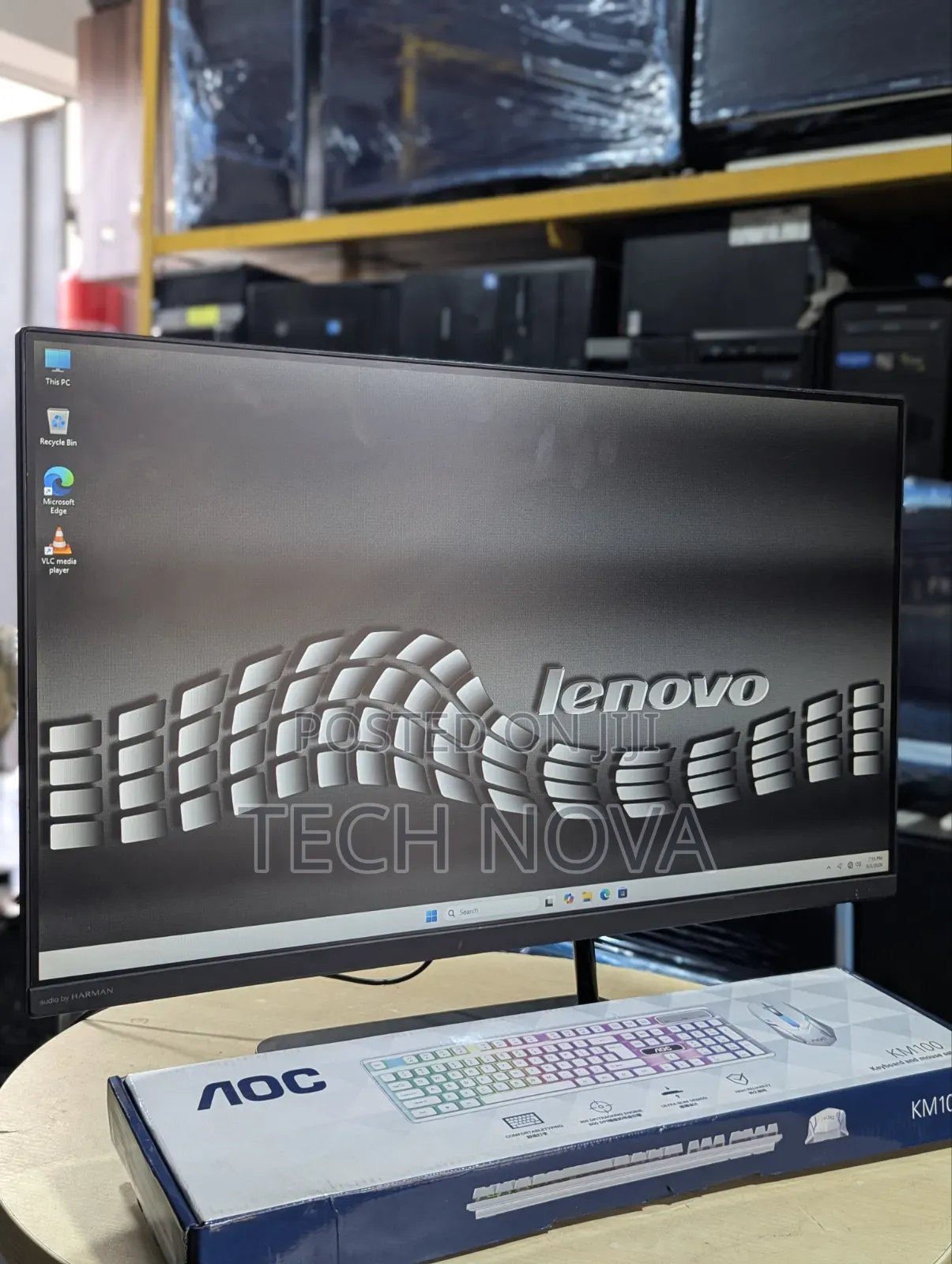 Desktop Computer Lenovo ideacentre AIO 330 8GB Intel Core i3 SSD 256GB