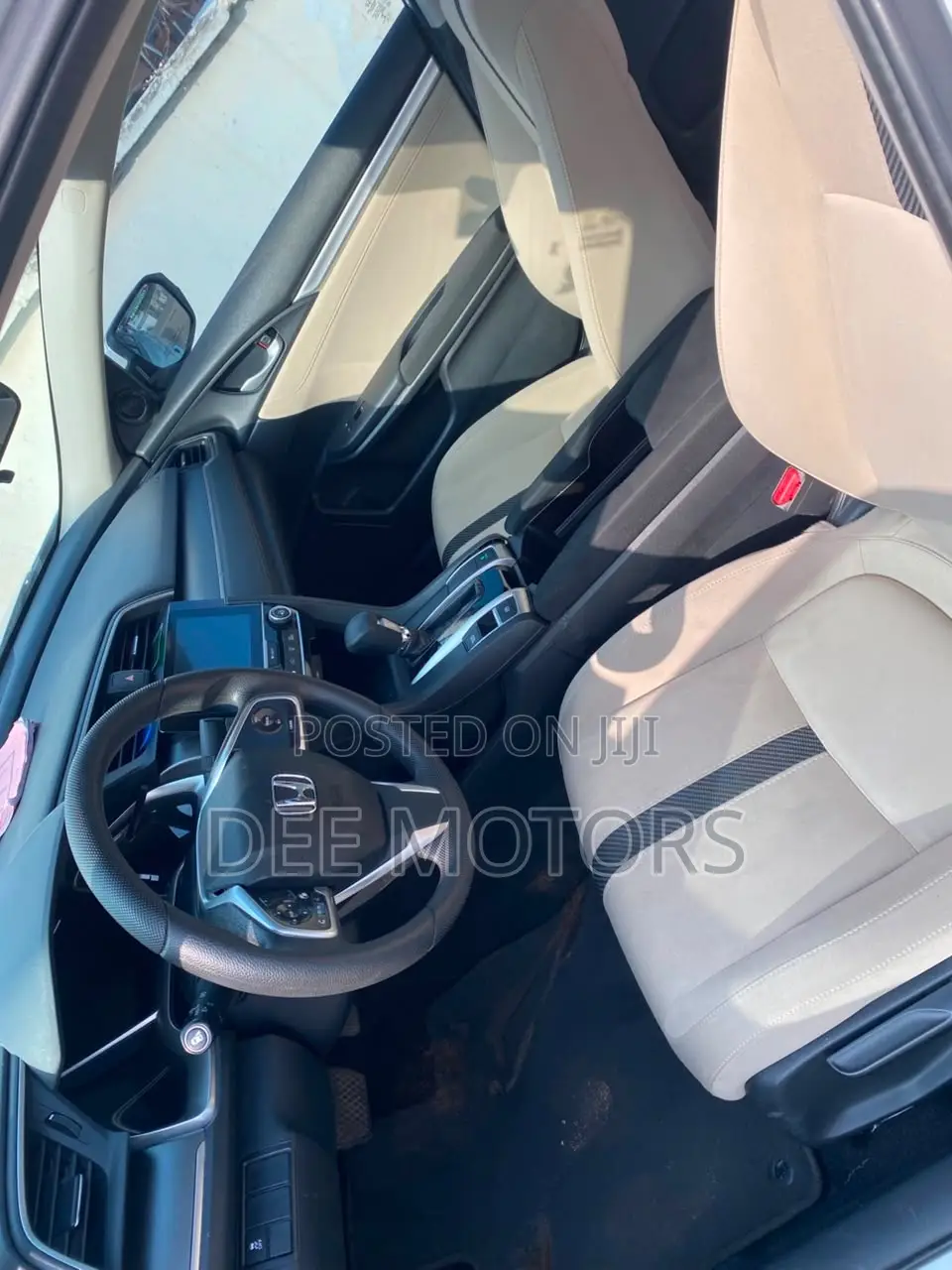 Honda Civic 2018 White