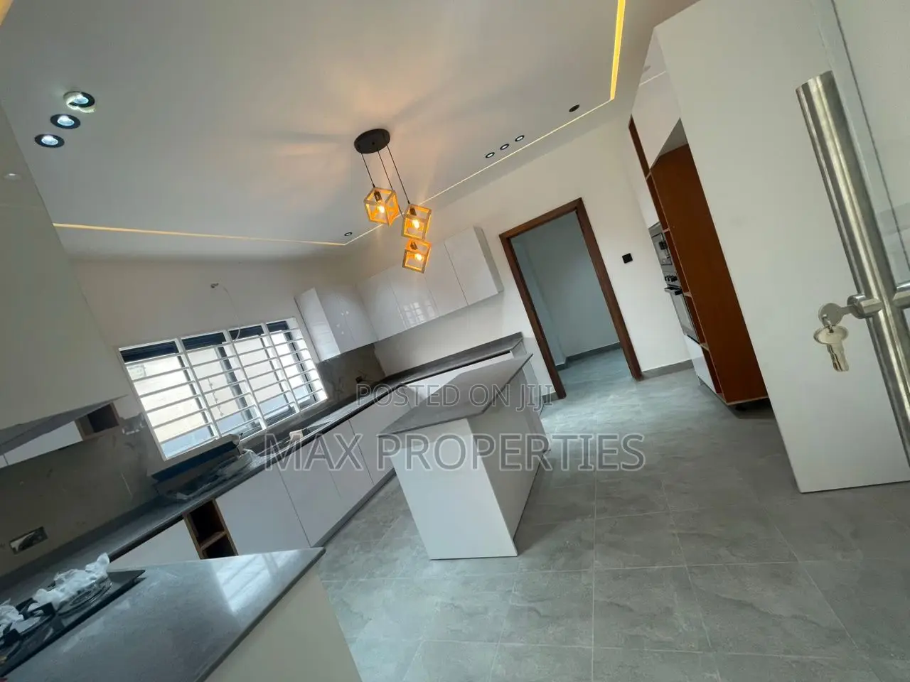 3bdrm House in Oyarifa for sale