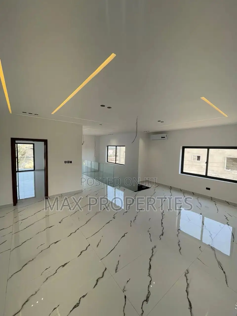 5bdrm House in Oyarifa for sale