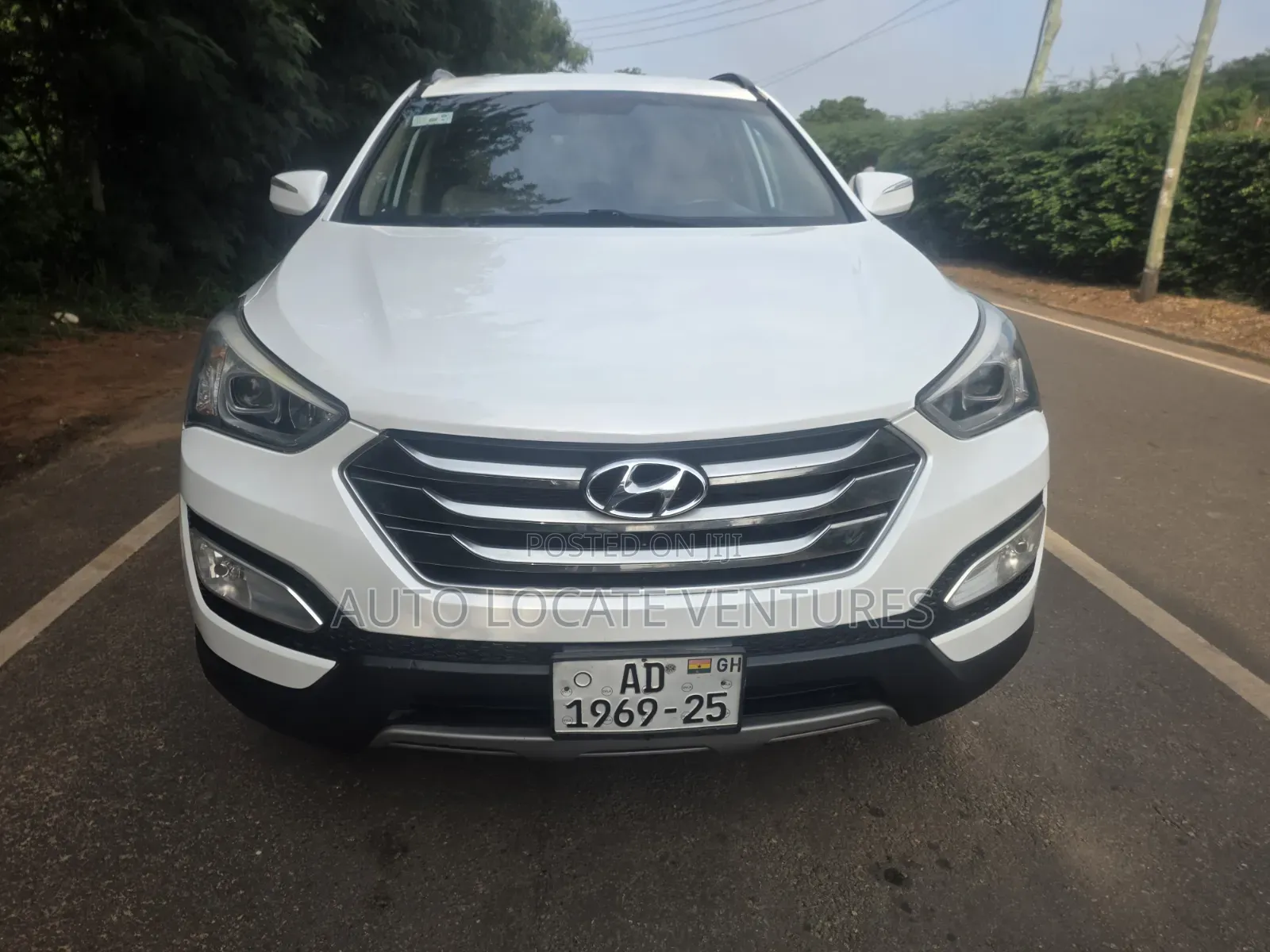 Hyundai Santa Fe 2015 White