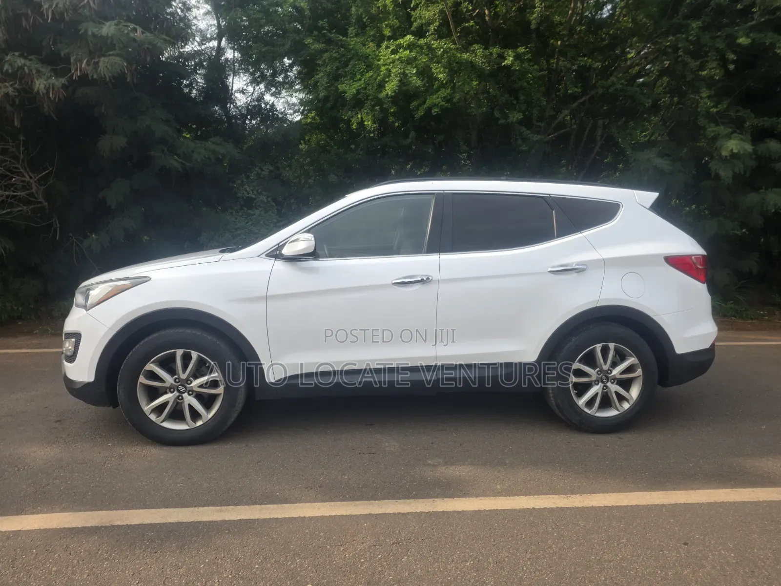 Hyundai Santa Fe 2015 White
