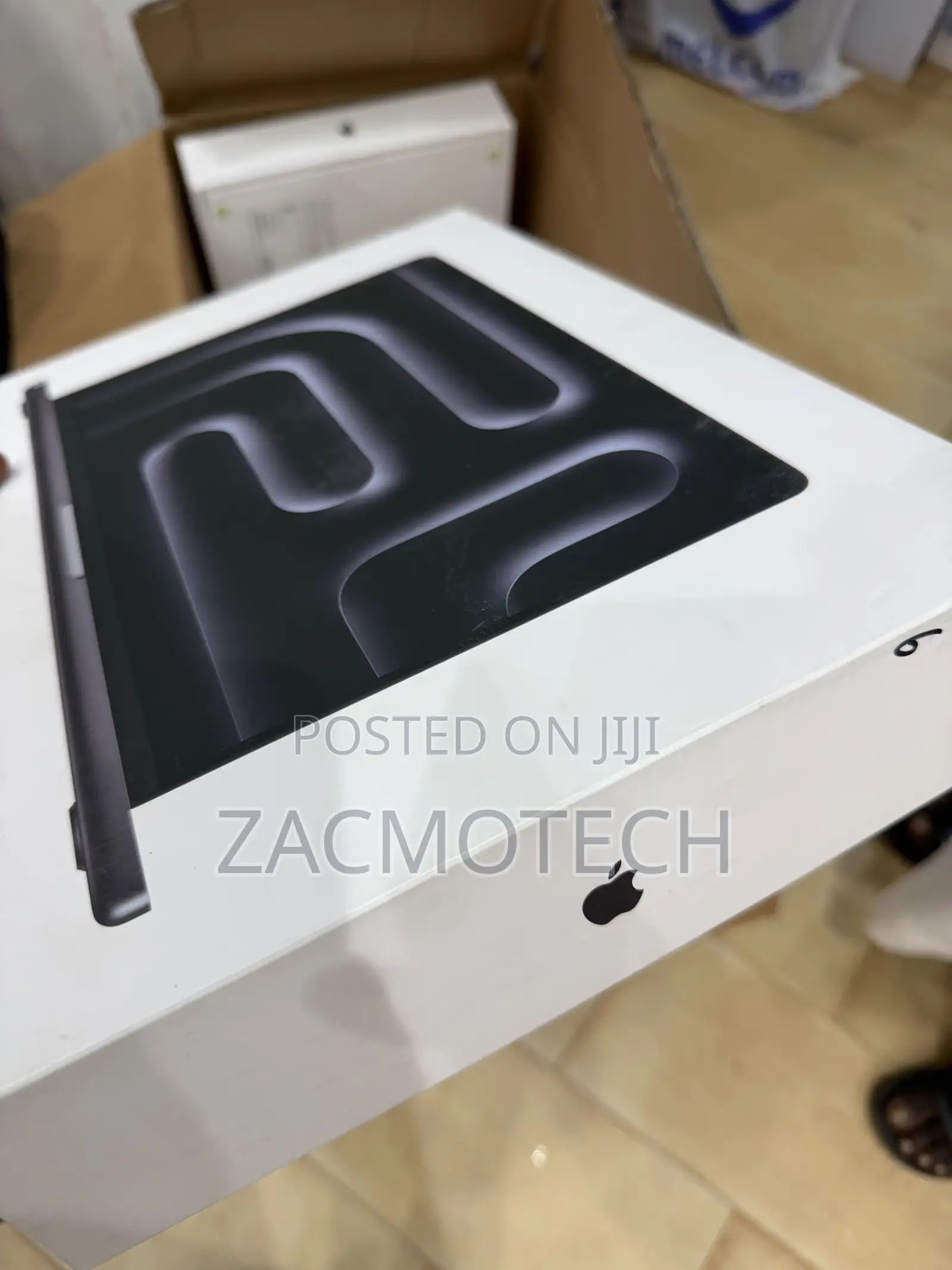 New Laptop Apple MacBook Pro 24GB Apple M5 Pro SSD 1T