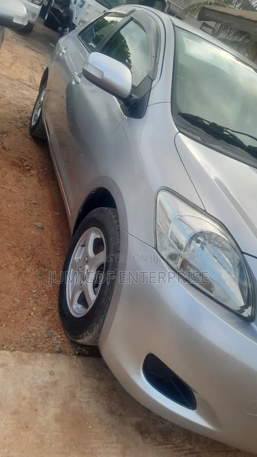 Toyota Belta 2010 Silver