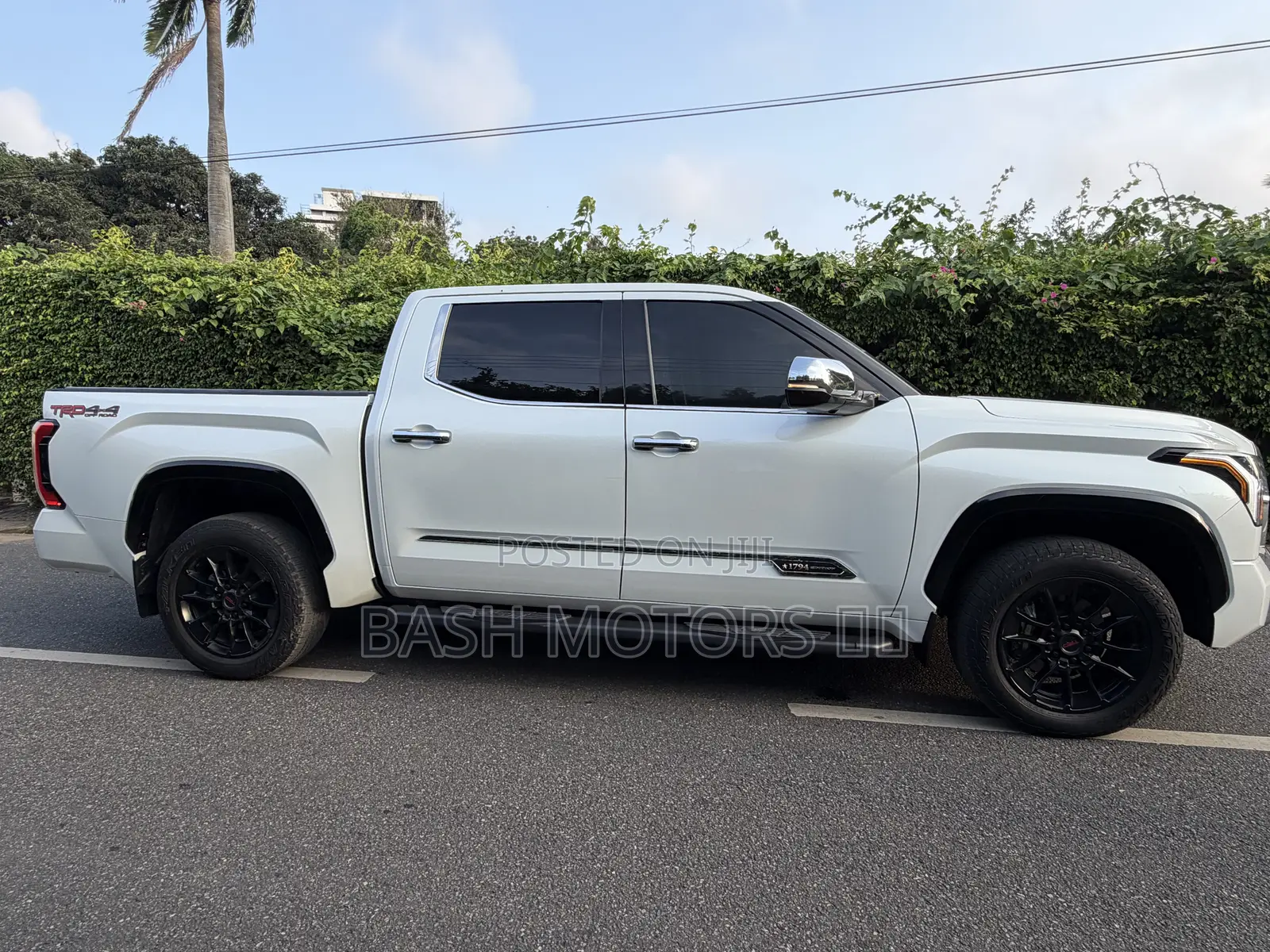 Toyota Tundra 1794 Edition CrewMax 5.5' Bed 2024 White