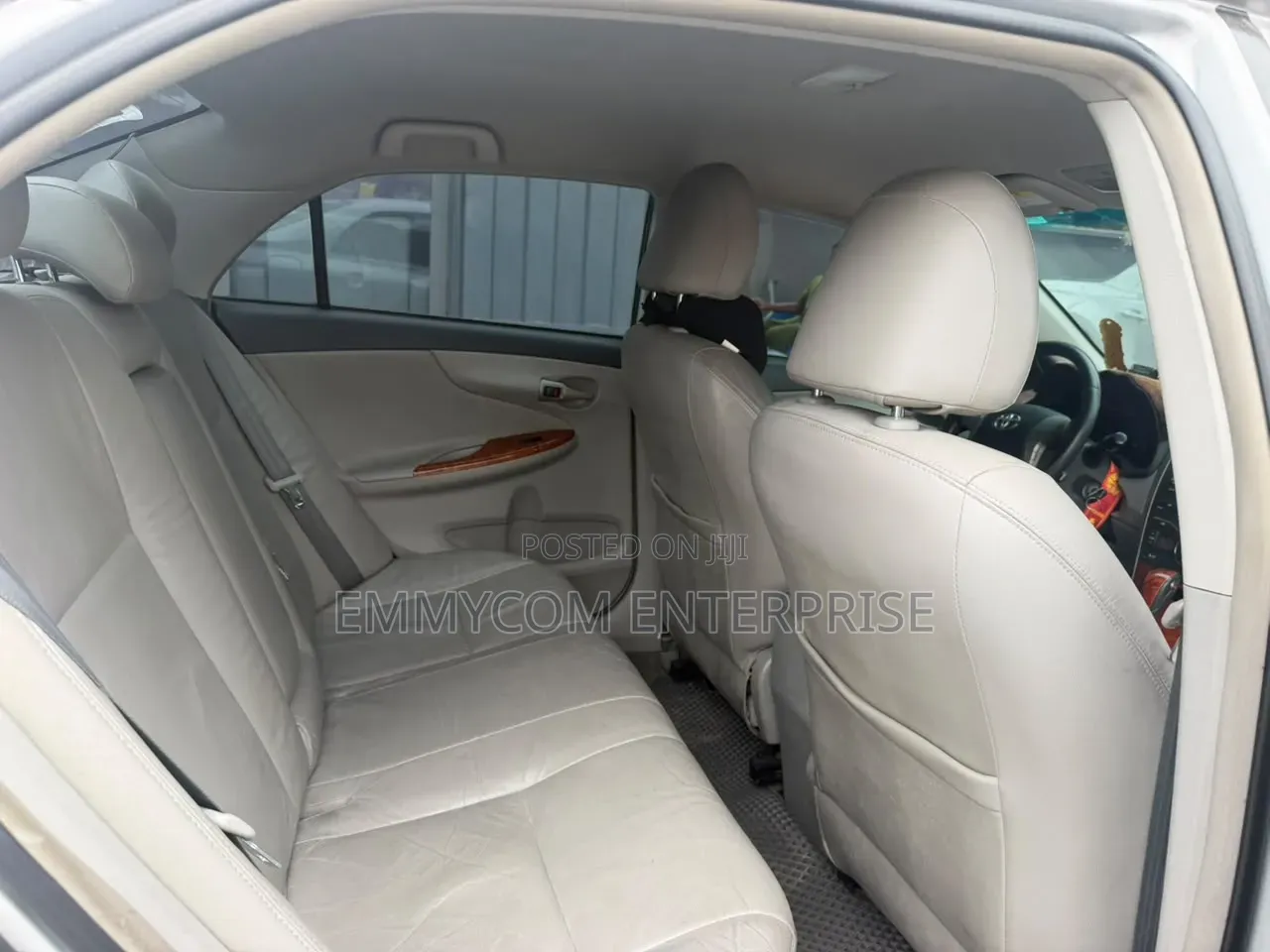 Toyota Corolla 2012 Silver