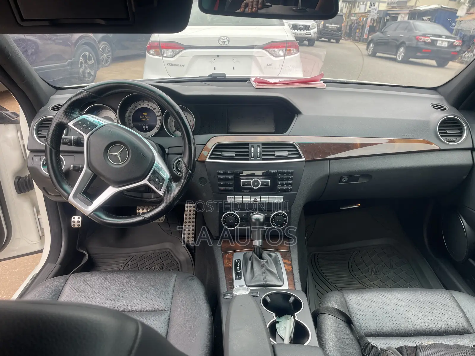 Mercedes-Benz C250 2014 White