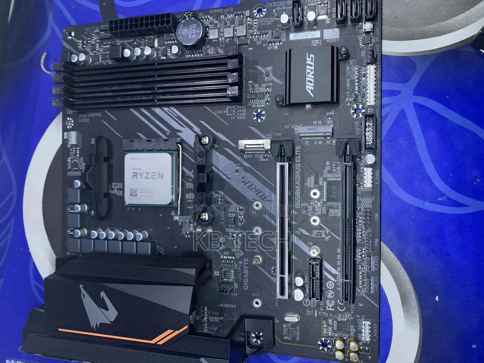 Gigabyte B550m AMD 4 Aorus Elite+AMD Ryzen5 4500