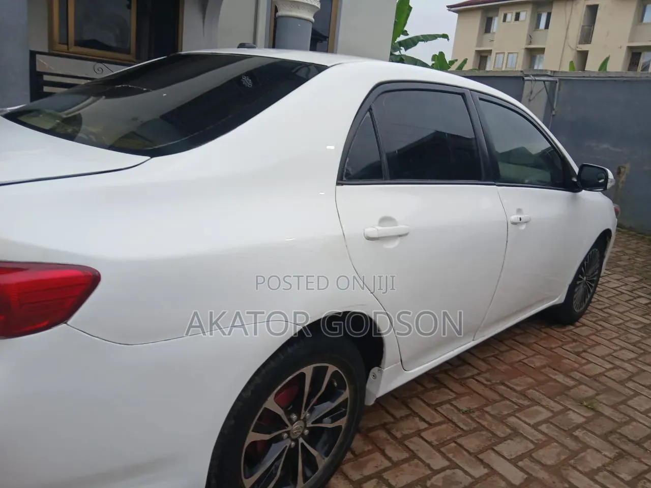 Toyota Corolla 2012 White