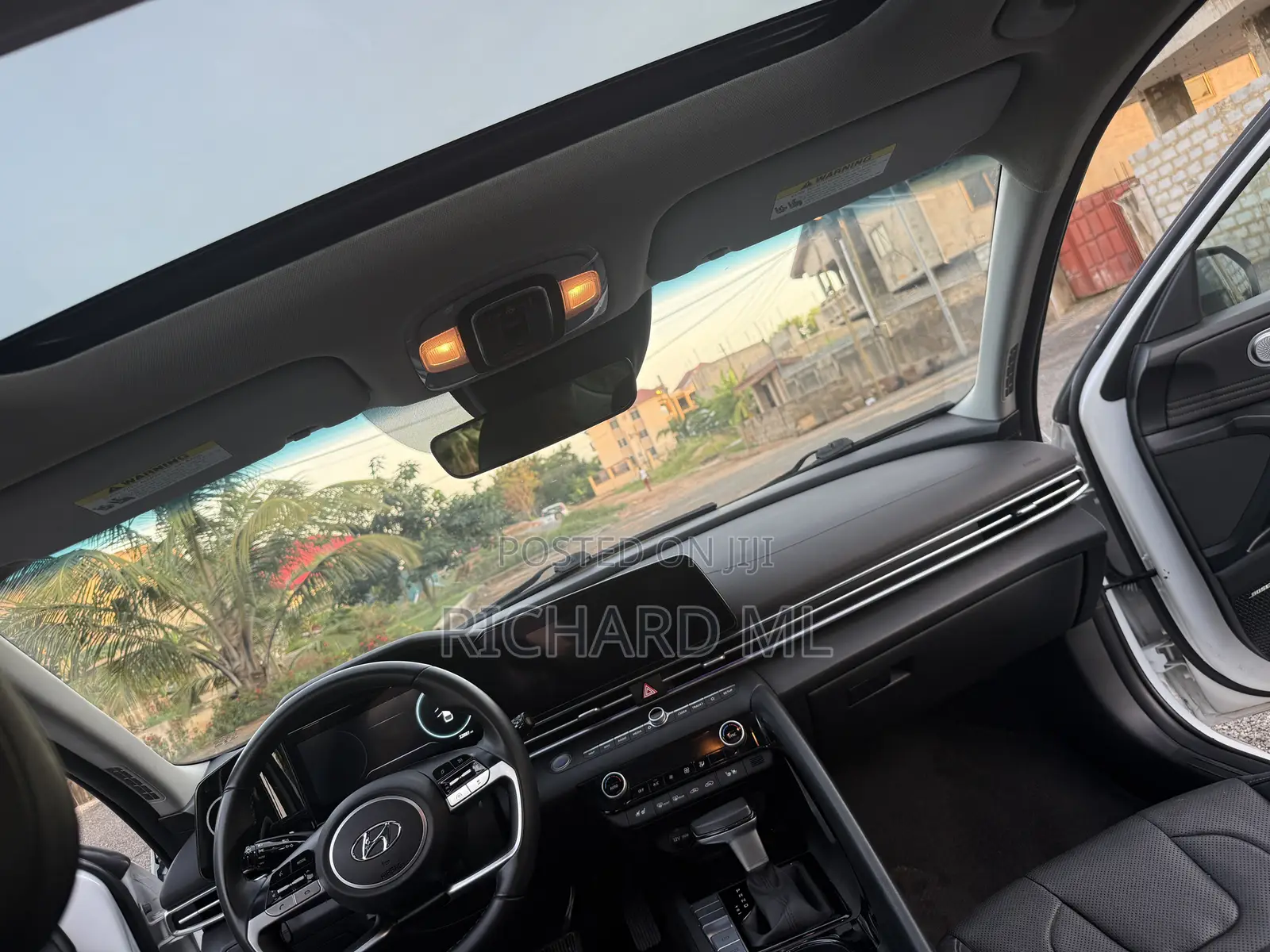 Hyundai Elantra Limited 2022 White