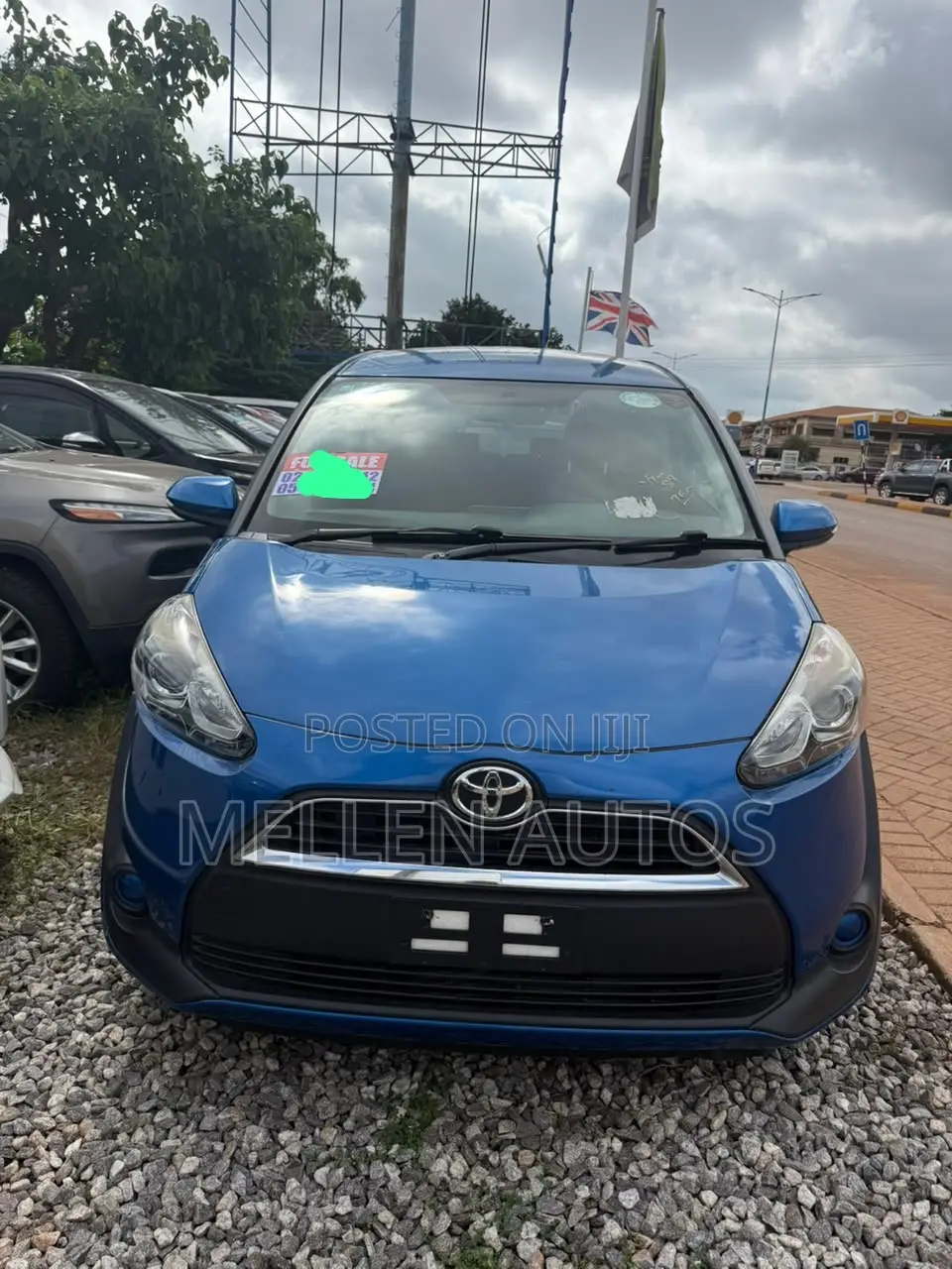 Toyota Sienta 1.5 AWD 2016 Blue