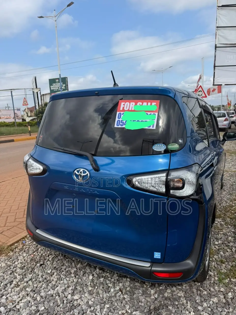 Toyota Sienta 1.5 AWD 2016 Blue