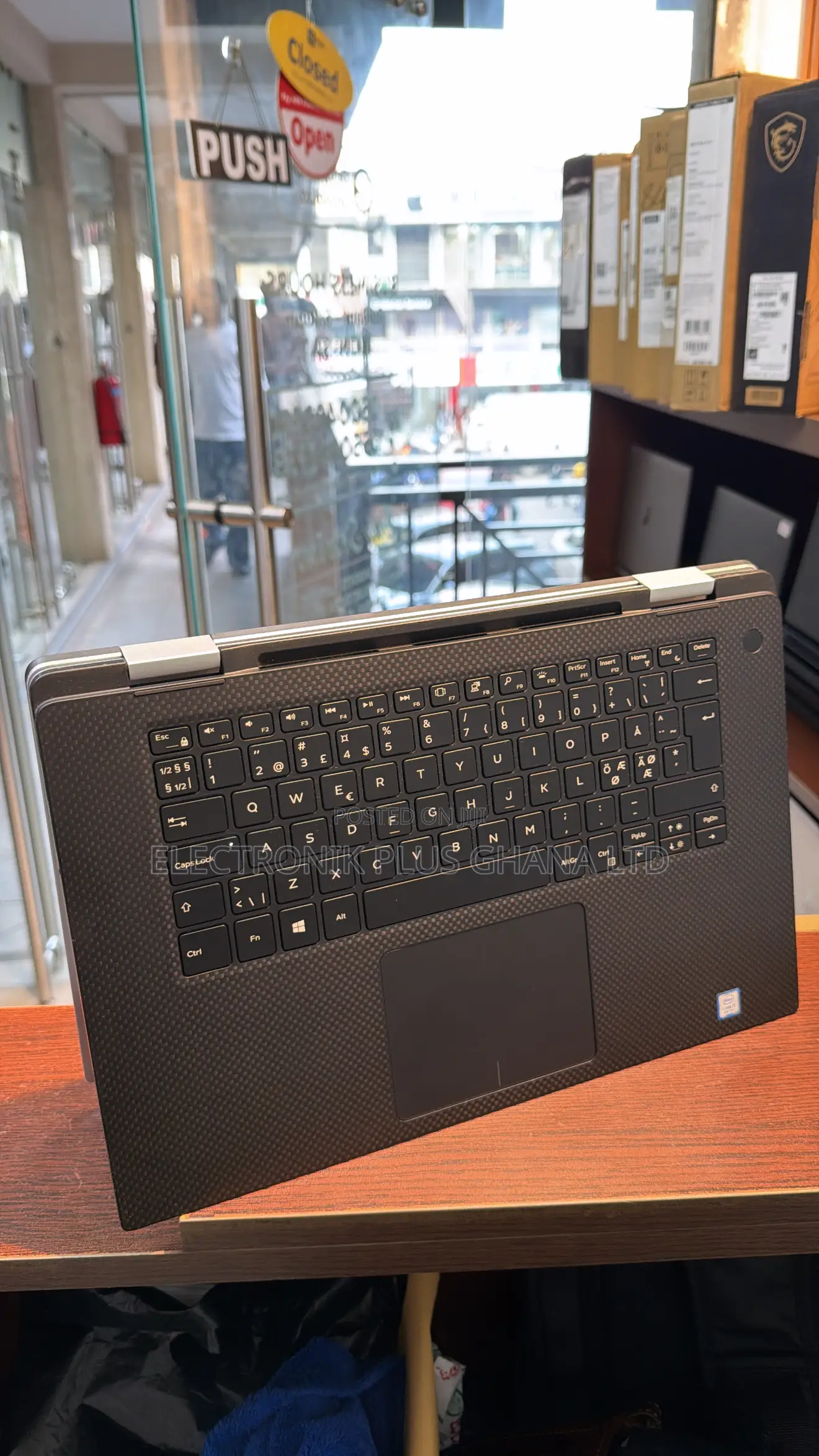 Laptop Dell XPS 15 9575 2-in-1 16GB Intel Core i7 SSD 512GB