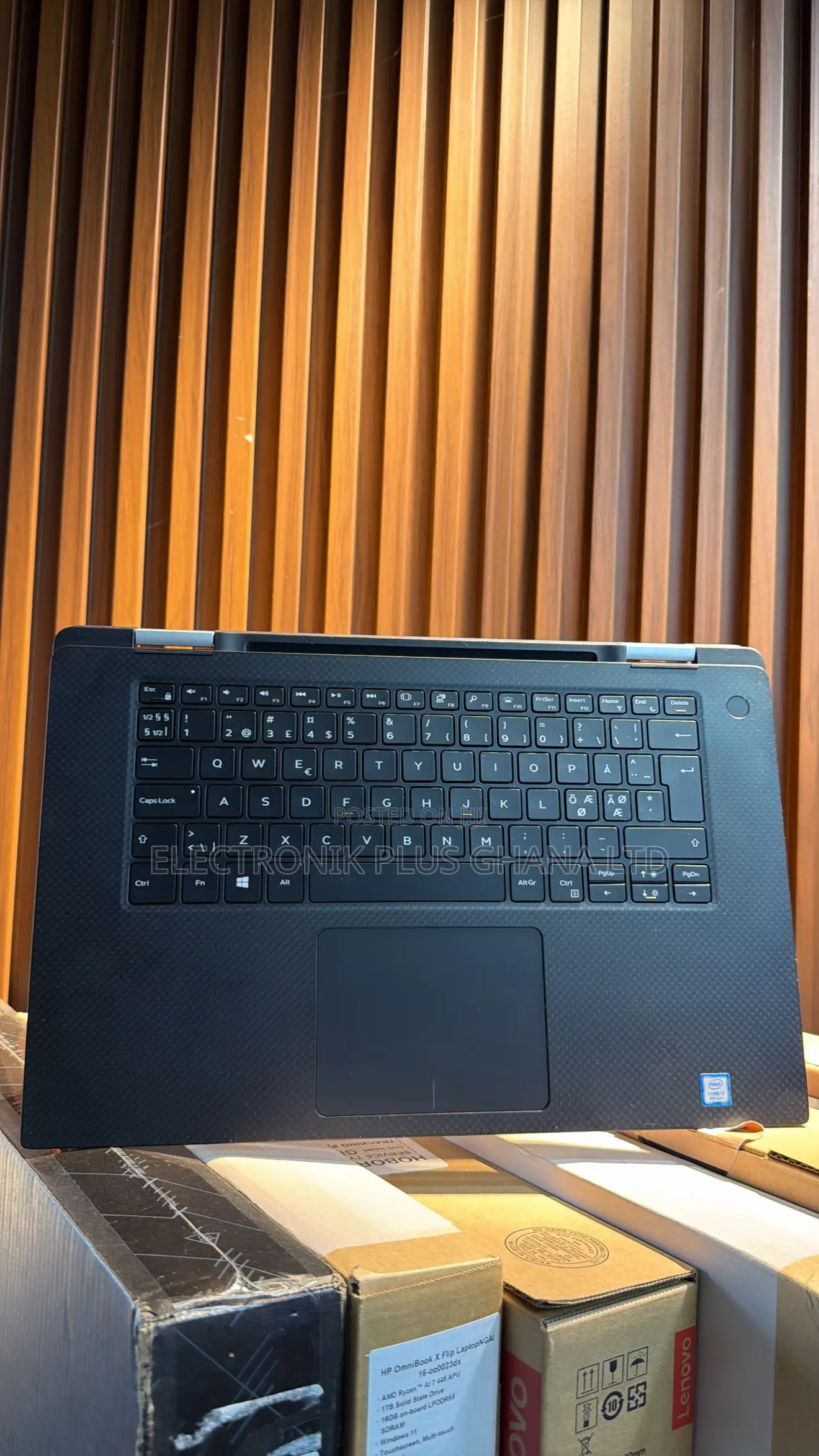 Laptop Dell XPS 15 9575 2-in-1 16GB Intel Core i7 SSD 512GB