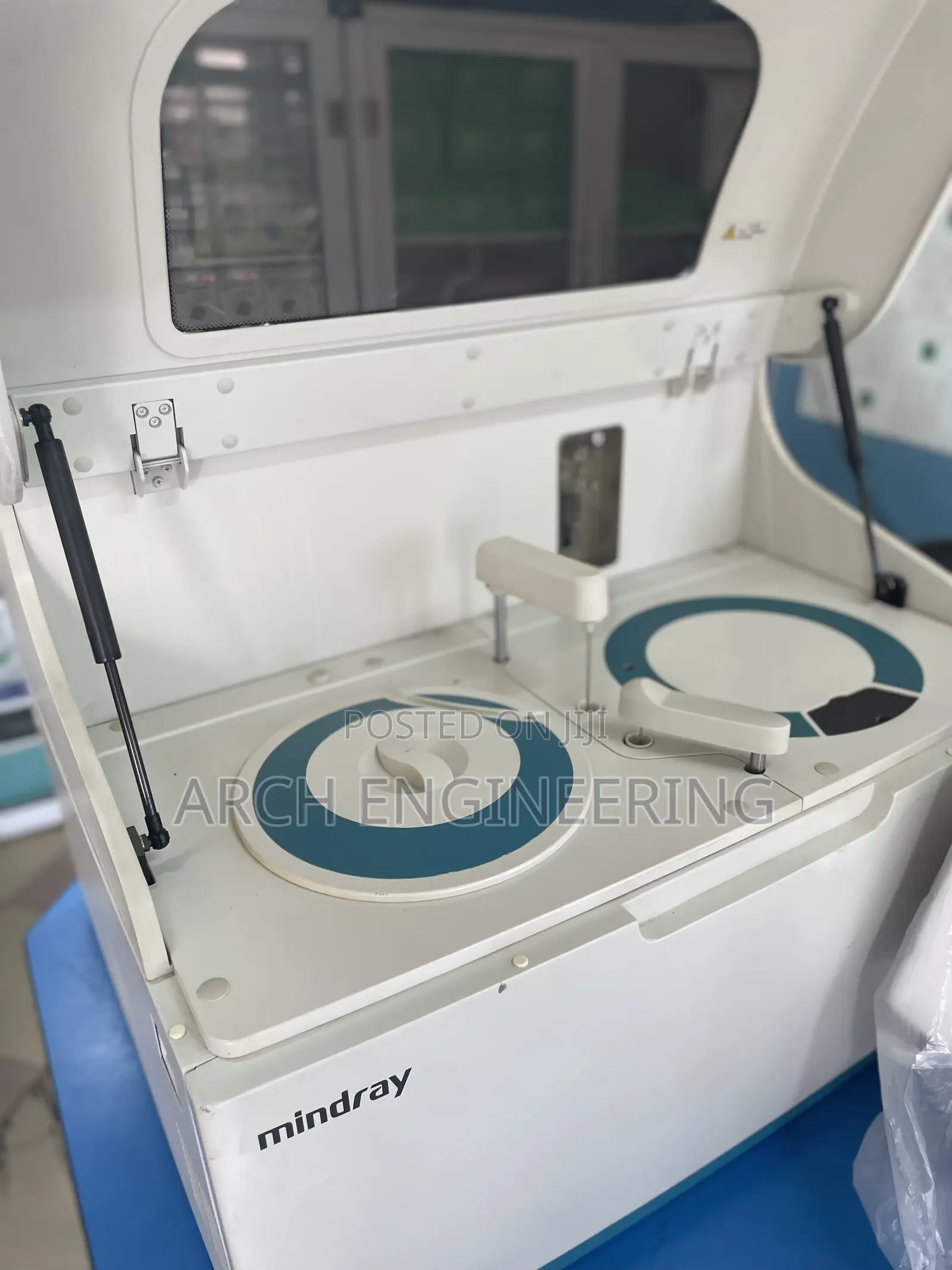 Fully Auto Chemistry Analyzer- Mindray BS 220