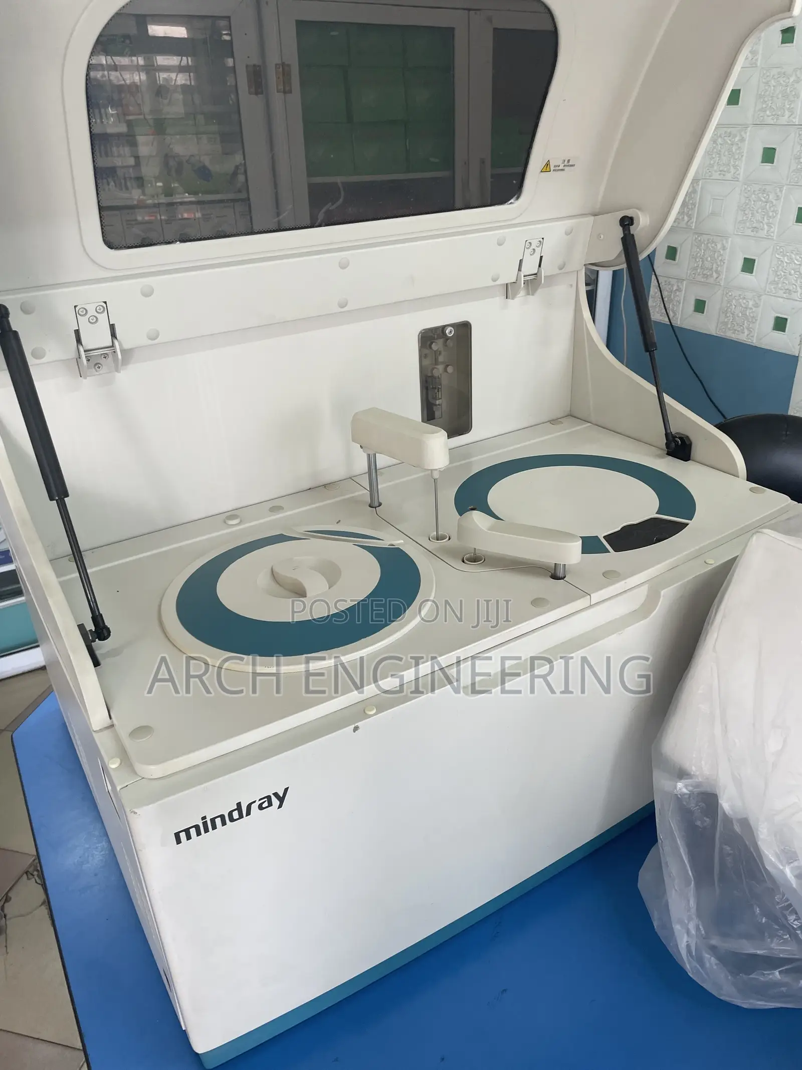 Fully Auto Chemistry Analyzer- Mindray BS 220