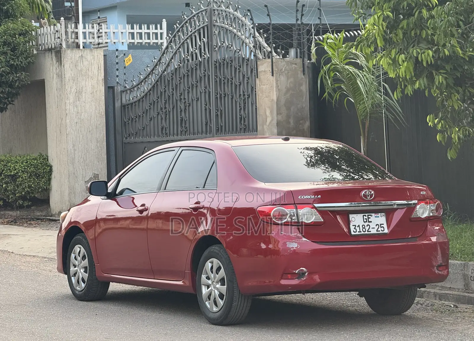 Toyota Corolla LE 4dr Sedan (1.8L 4cyl 4A) 2011 Red