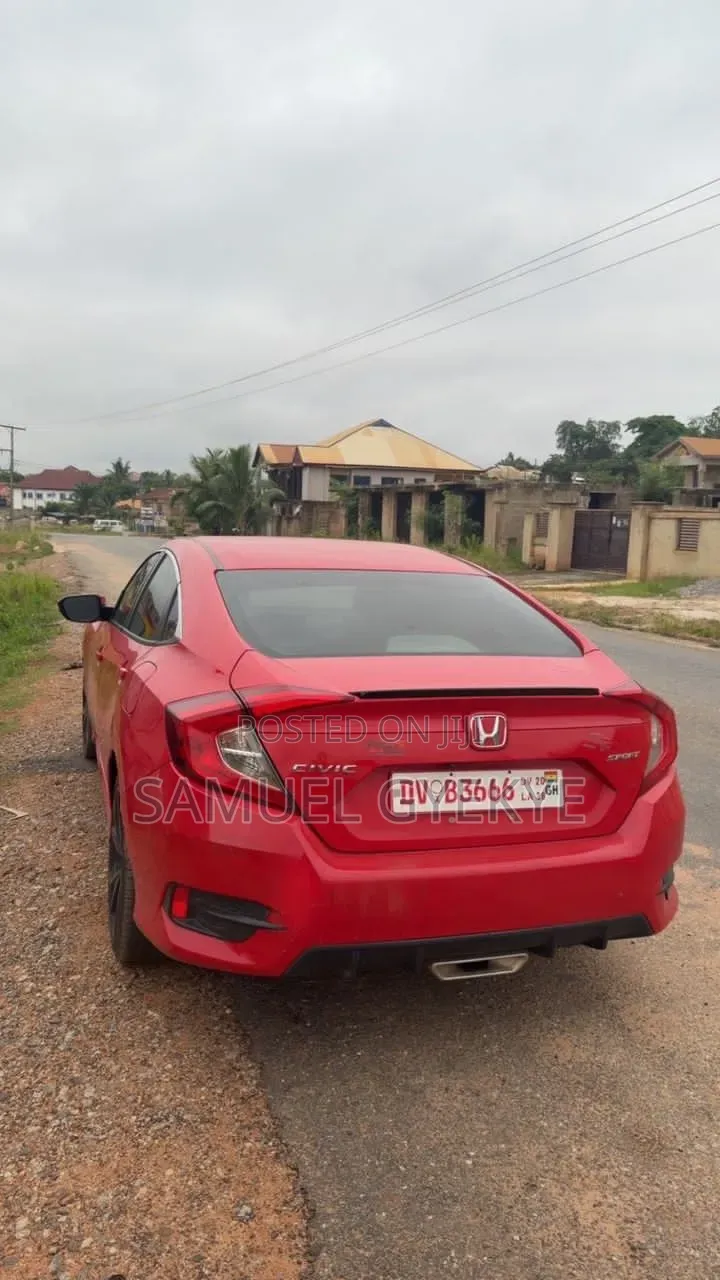 Honda Civic 2018 Red