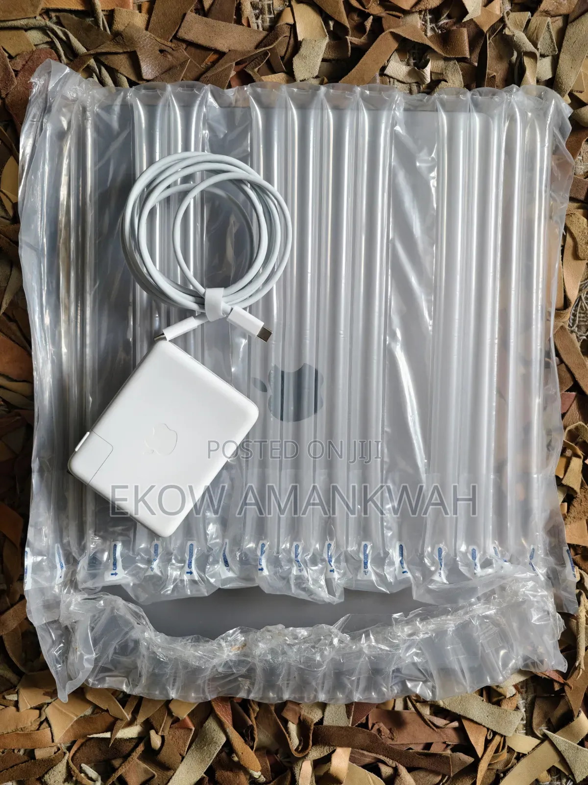 Laptop Apple MacBook Pro 2021 M1 16GB Apple M1 Pro SSD 512GB