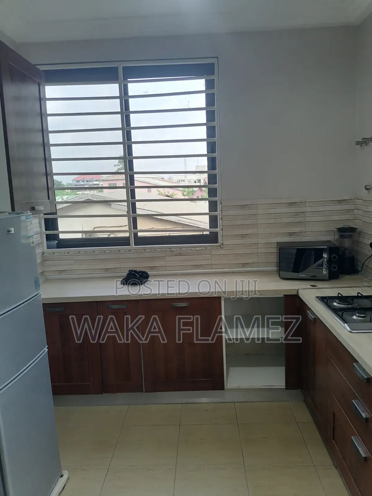 Furnished 2bdrm Apartment in Behind China Mall, Amasaman for rent