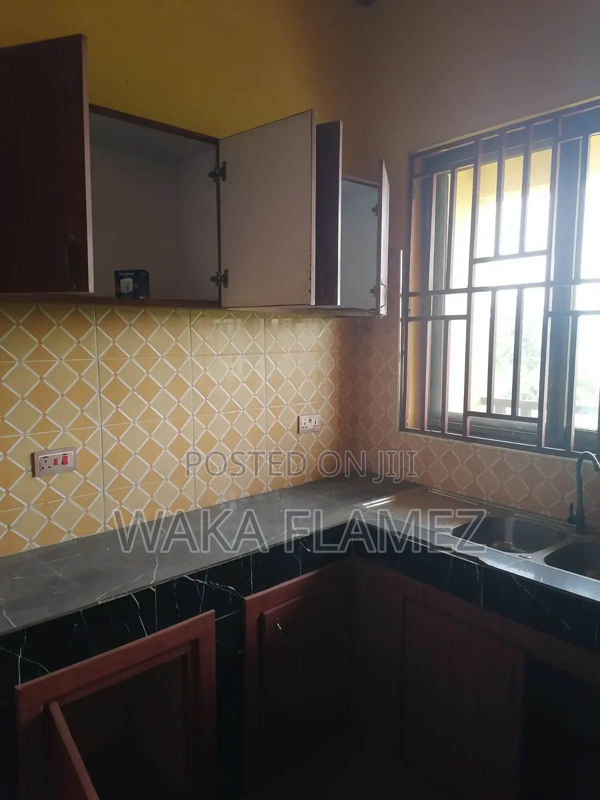 2bdrm Apartment in Medie Voltic Side, Amasaman for rent