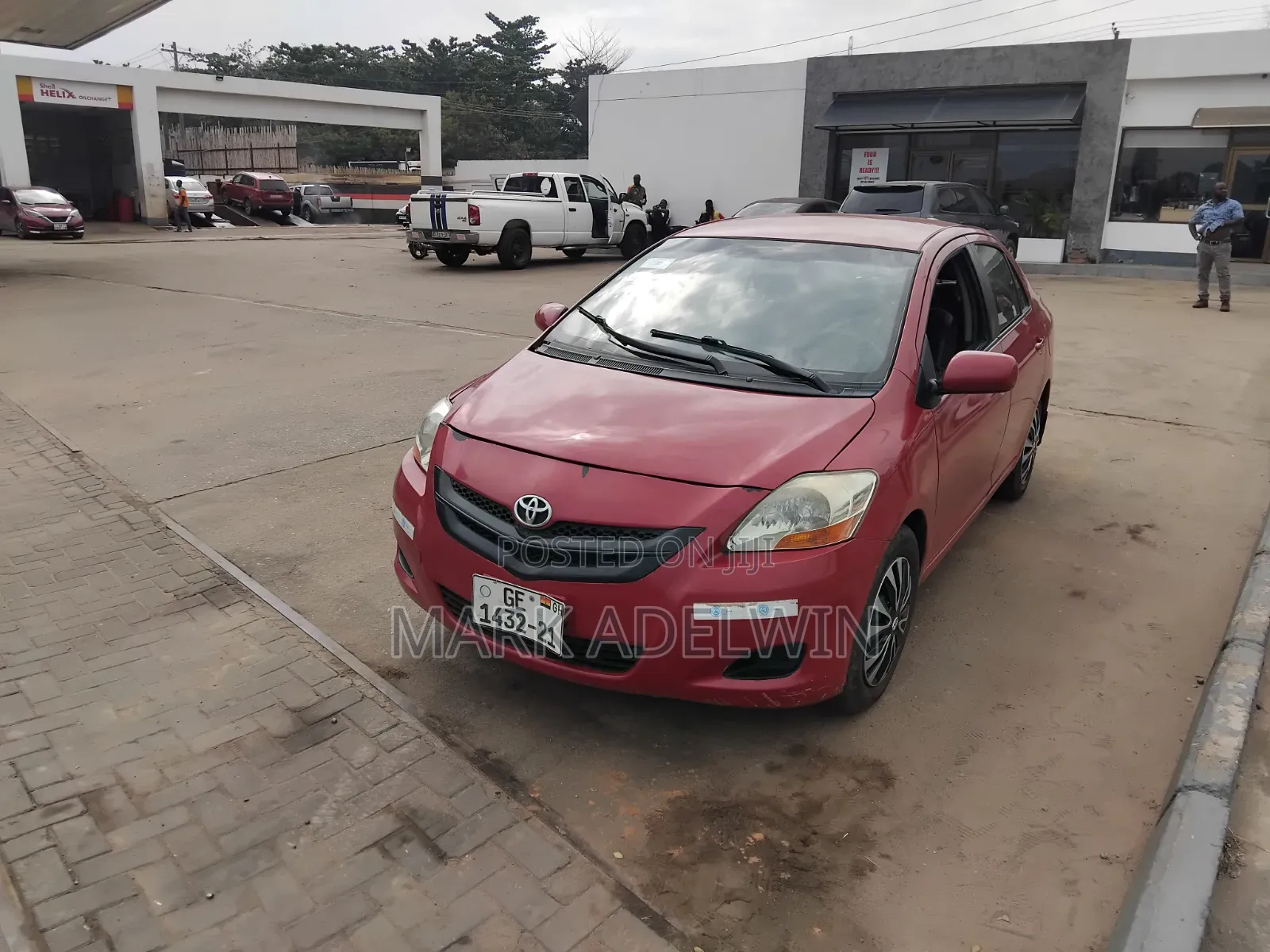 Toyota Yaris 2012 Red