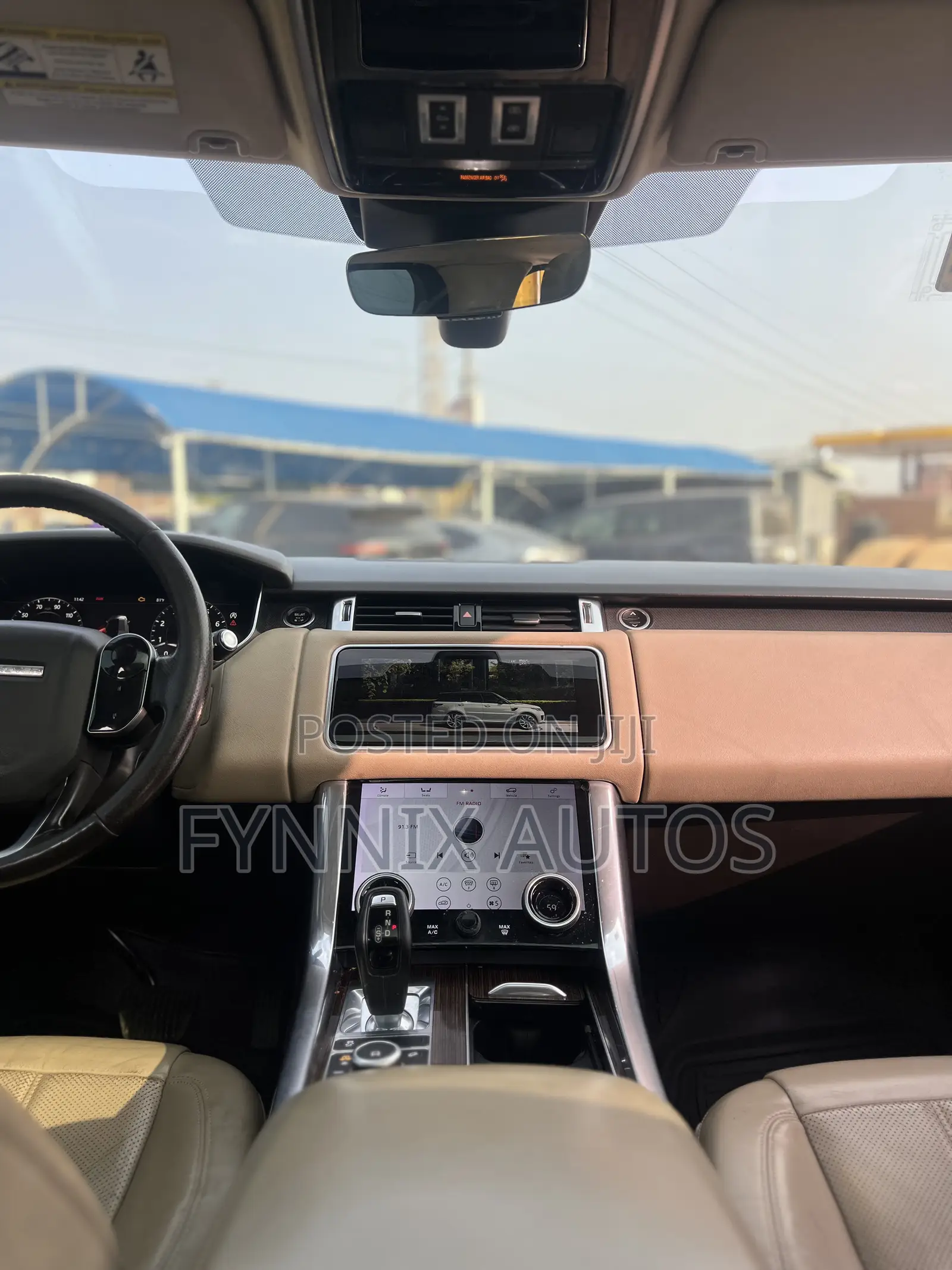 Rover Land 2019 Black