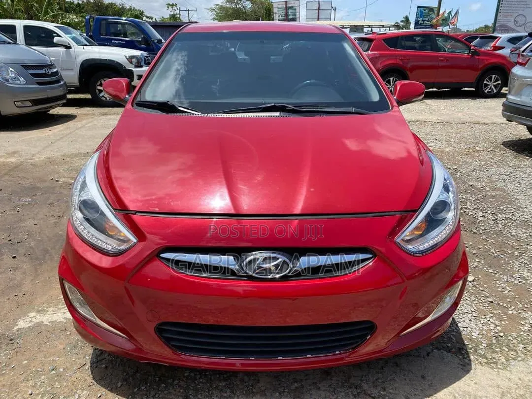 Hyundai Accent 2015 Red