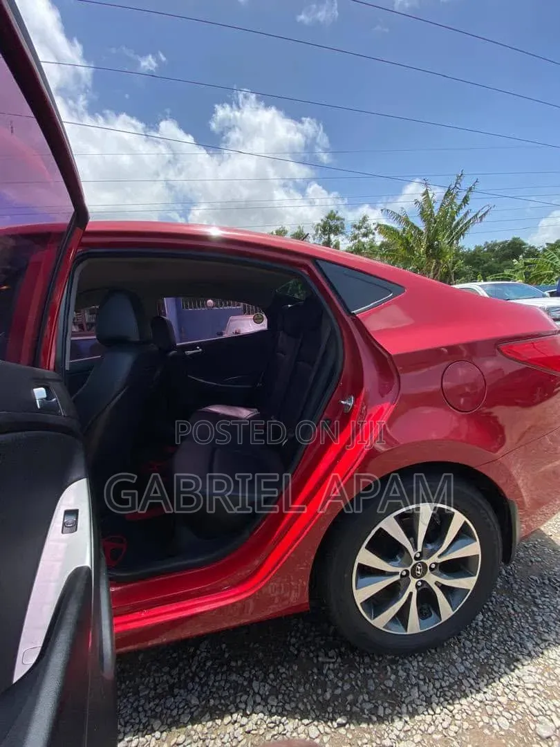 Hyundai Accent 2015 Red