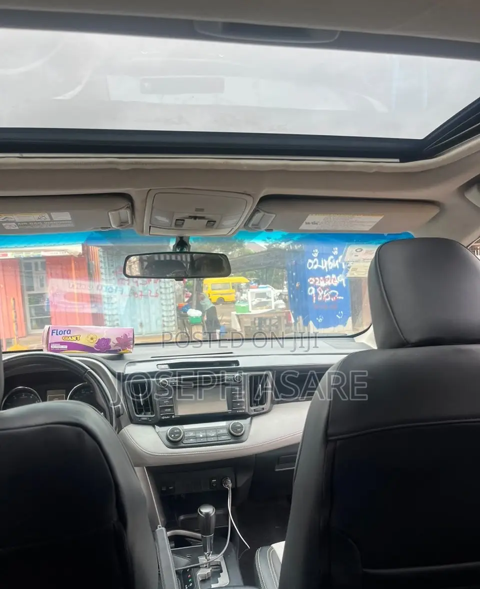 Toyota RAV4 2017 Blue