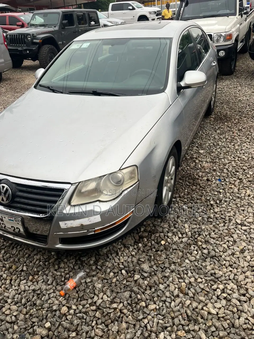 Volkswagen Passat 2.0 TFSi Comfortline Automatic 2008 Silver
