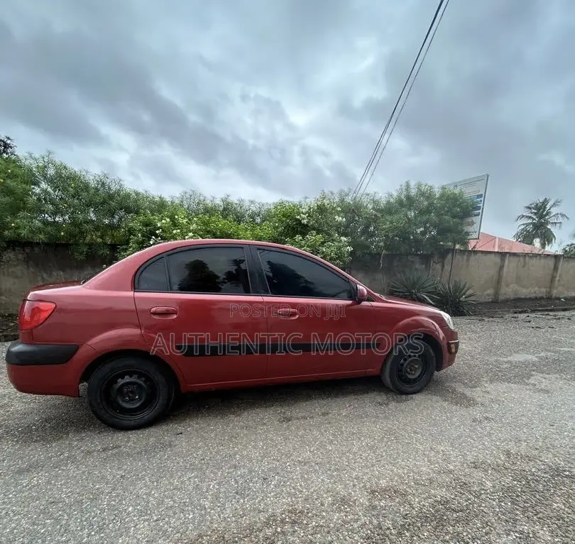 Kia Rio 2010 Red