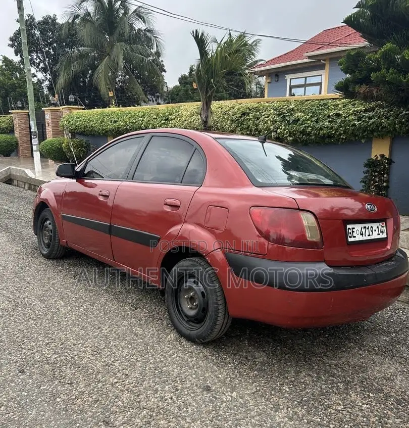 Kia Rio 2010 Red