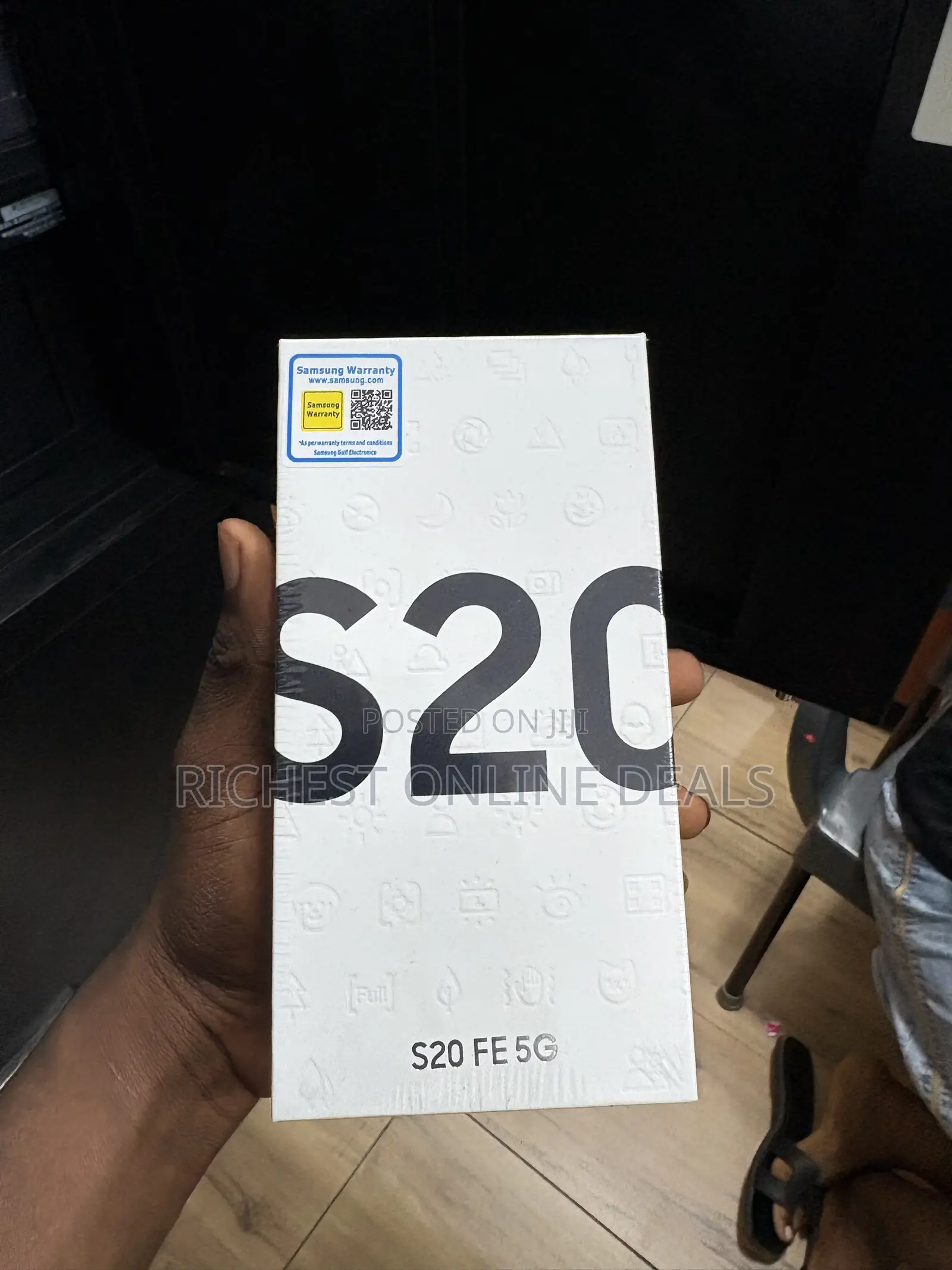 New Samsung Galaxy S20 FE 5G 128 GB Bronze