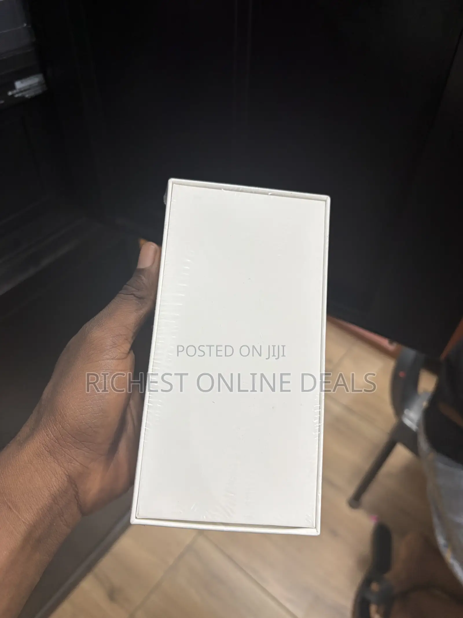 New Samsung Galaxy S20 FE 5G 128 GB Bronze